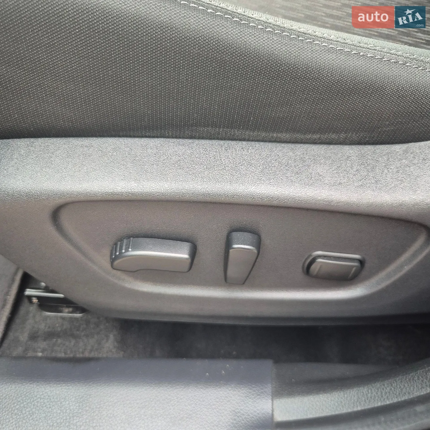 2018 Nissan Rogue - мініатюра 20