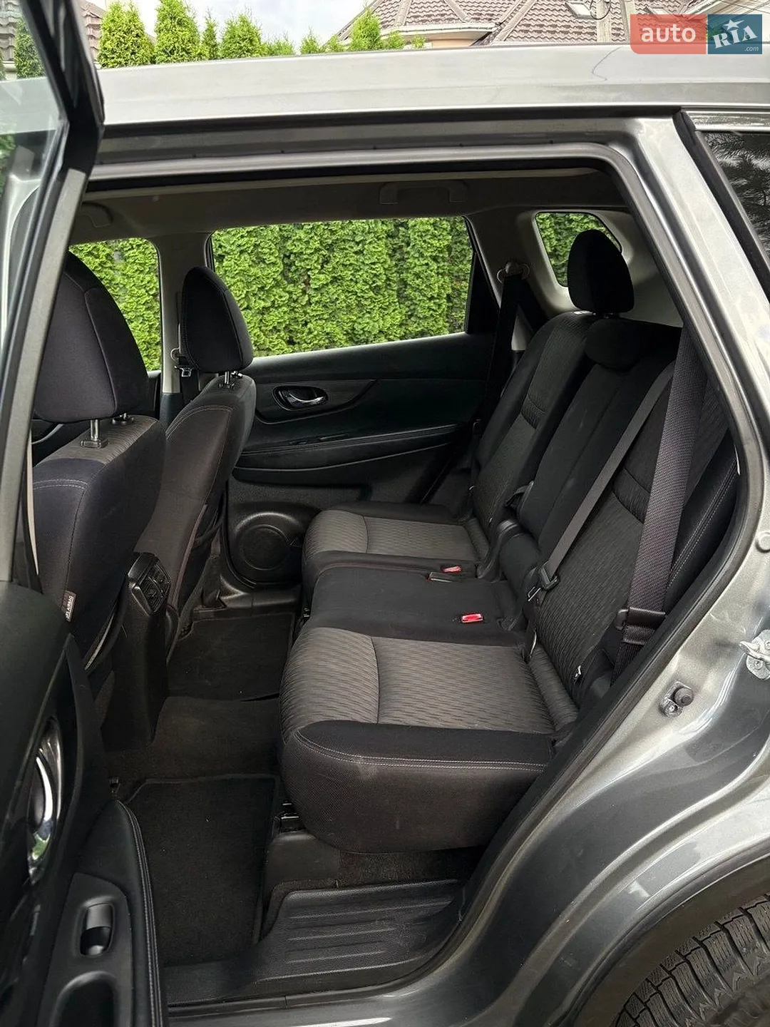 2016 Nissan Rogue - мініатюра 12