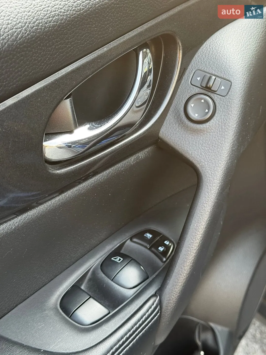 2016 Nissan Rogue - мініатюра 14