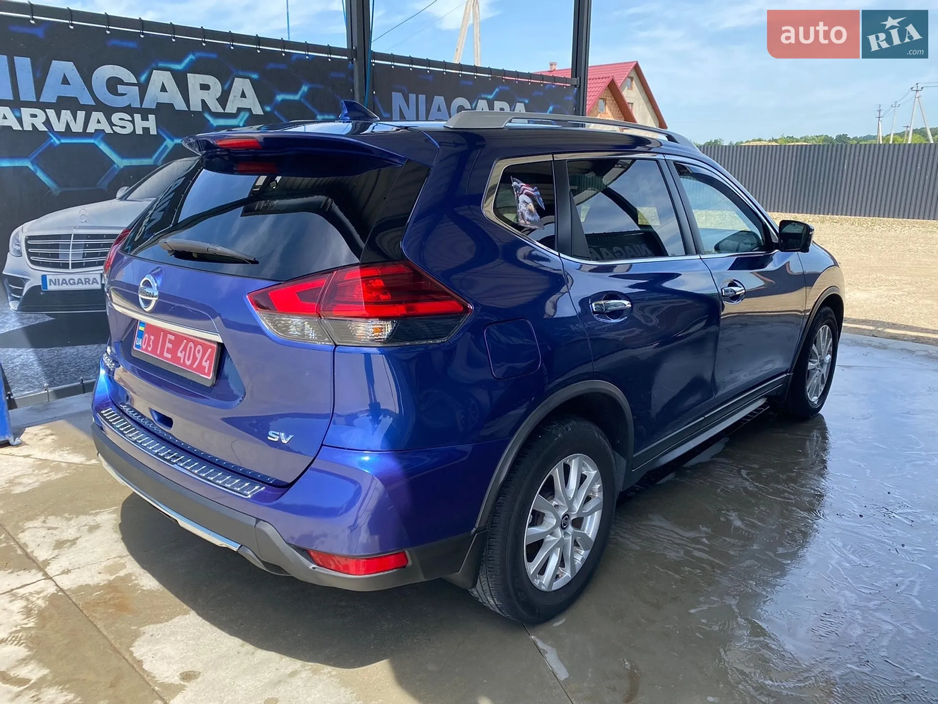 2017 Nissan Rogue - мініатюра 2