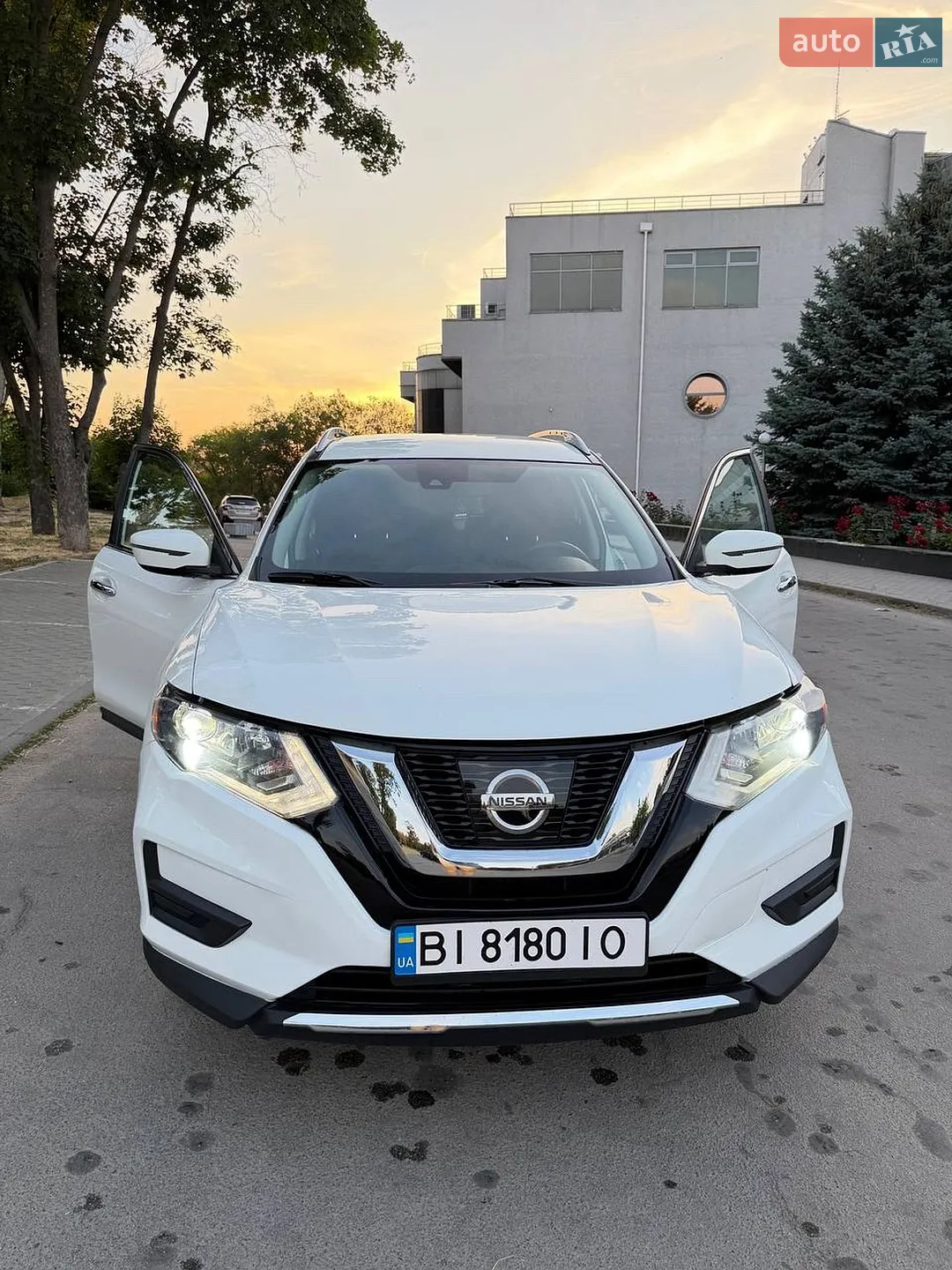 2019 Nissan Rogue - фото 1