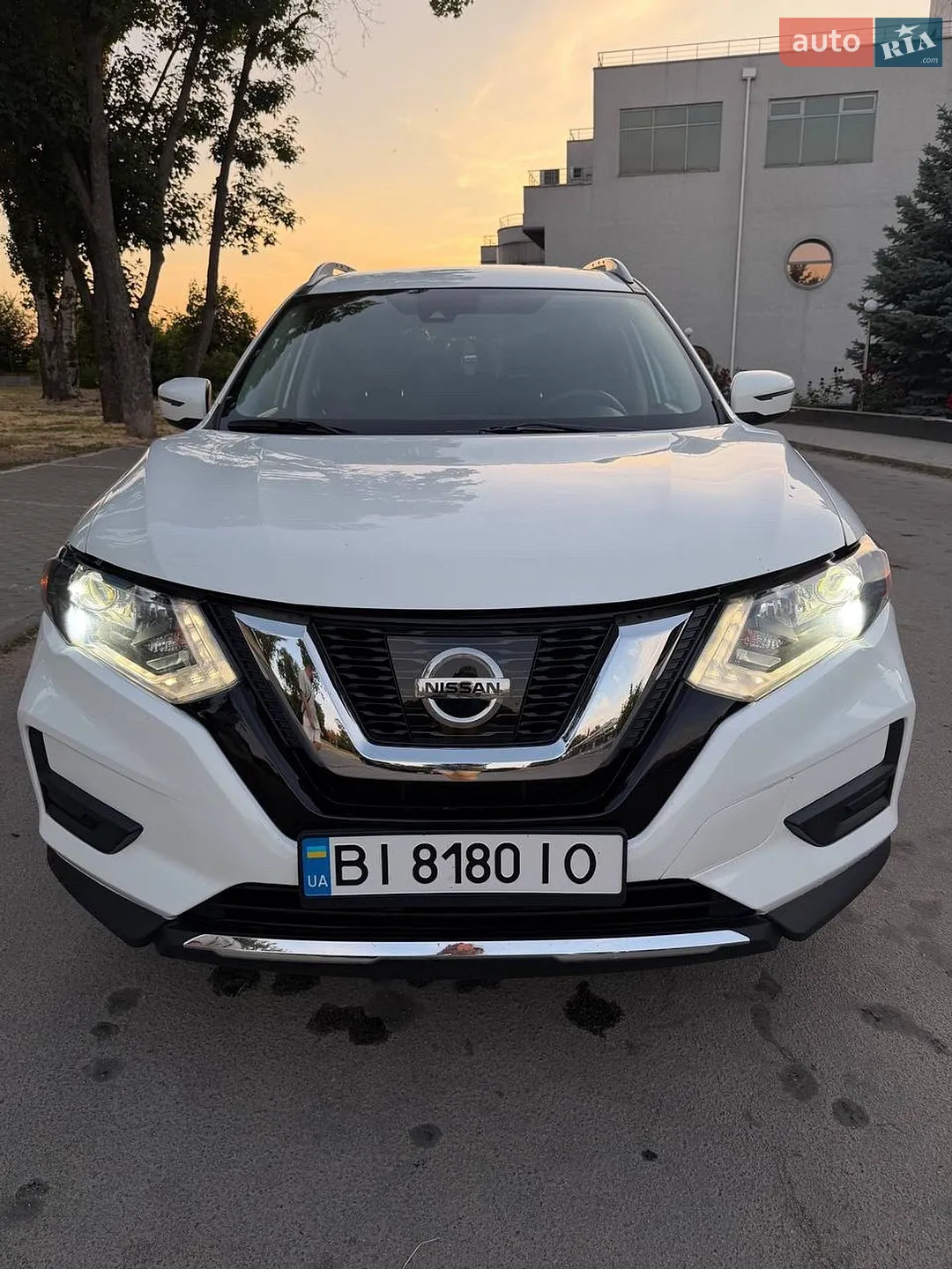2019 Nissan Rogue - мініатюра 10
