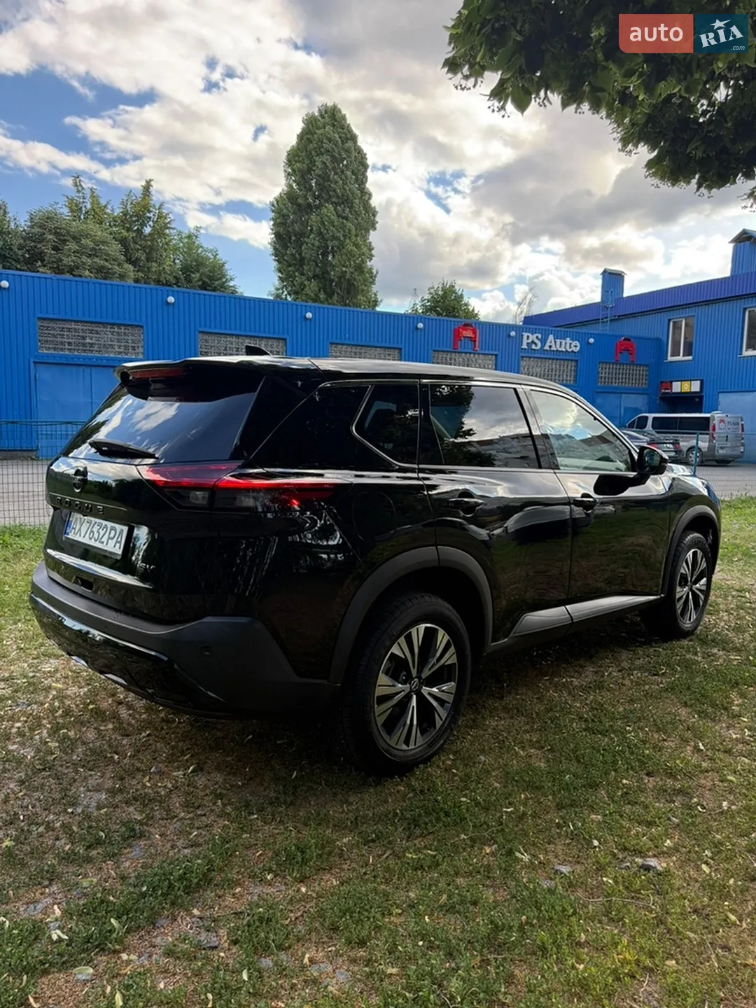 2020 Nissan Rogue - мініатюра 3