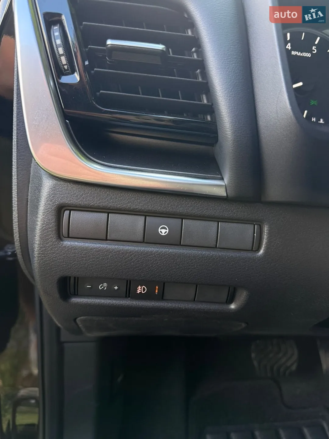2020 Nissan Rogue - мініатюра 17
