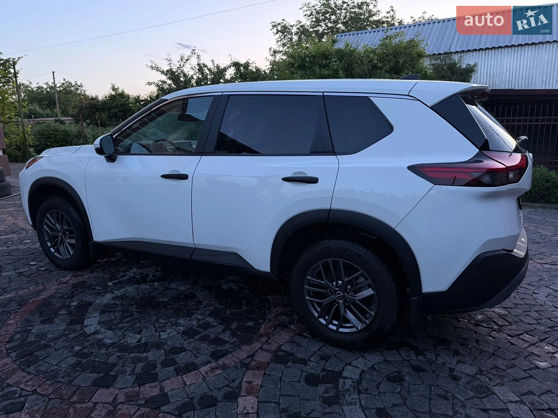2022 Nissan Rogue - мініатюра 3