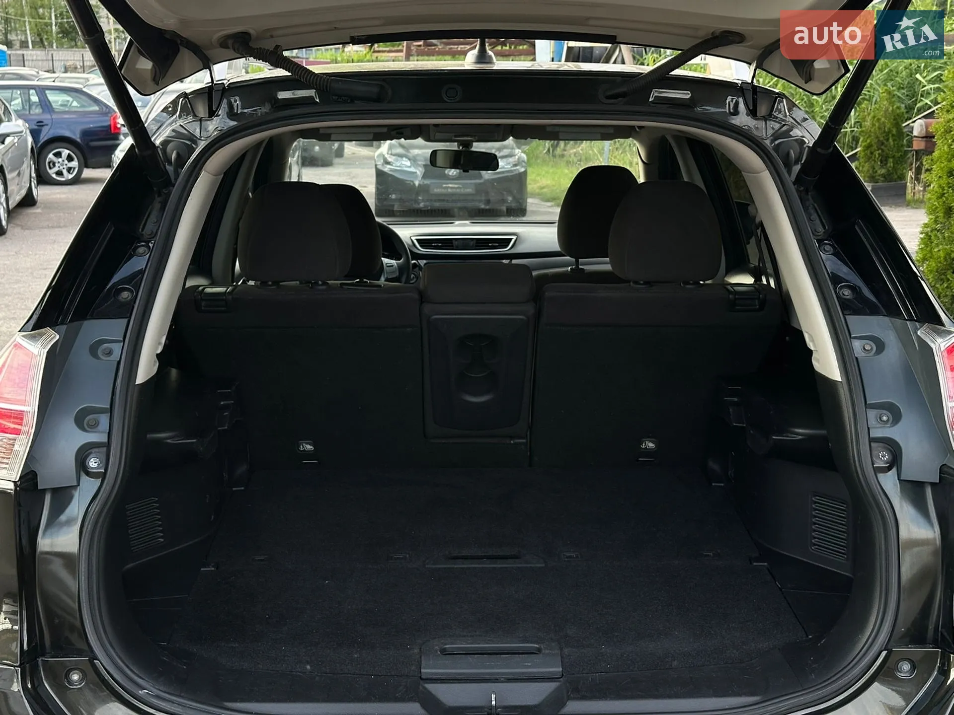 2016 Nissan Rogue - мініатюра 12