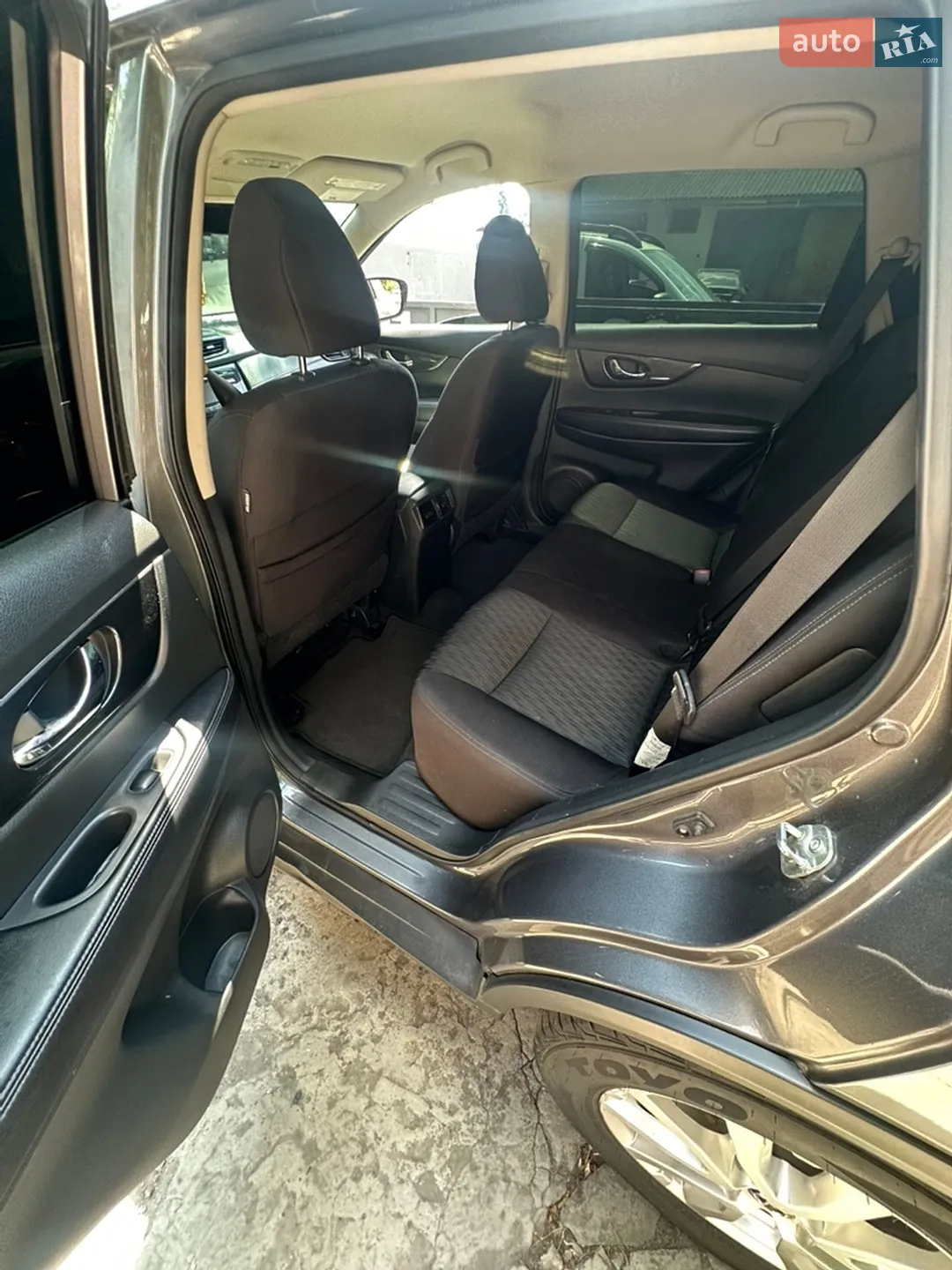 2017 Nissan Rogue - мініатюра 8