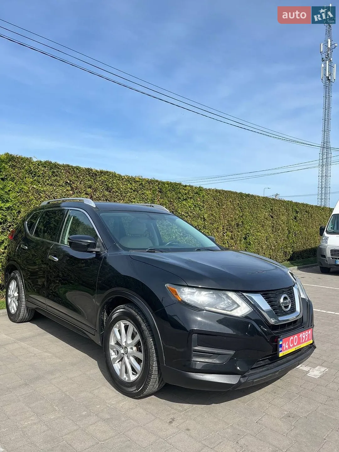 2017 Nissan Rogue - мініатюра 2