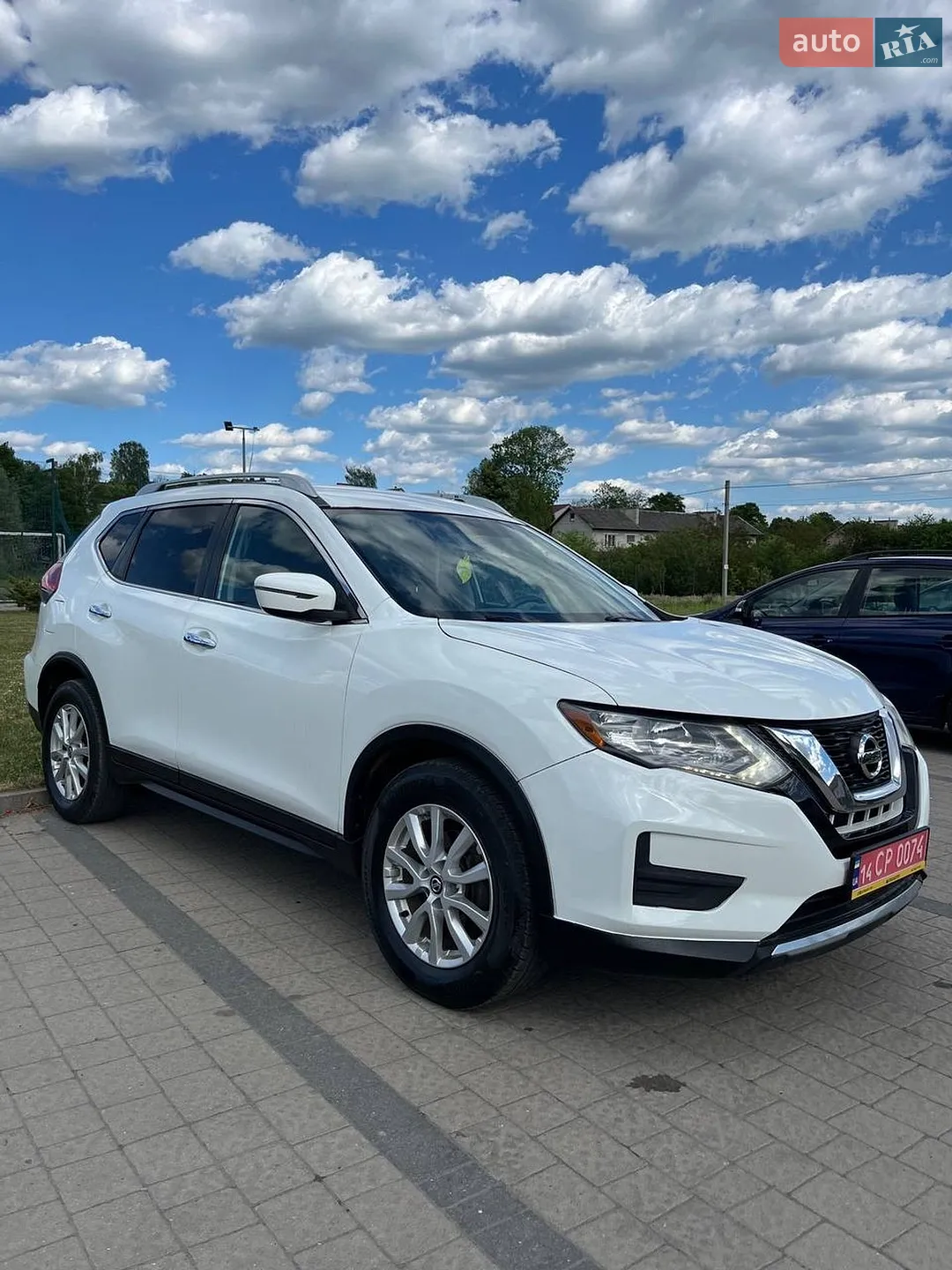2017 Nissan Rogue - мініатюра 2