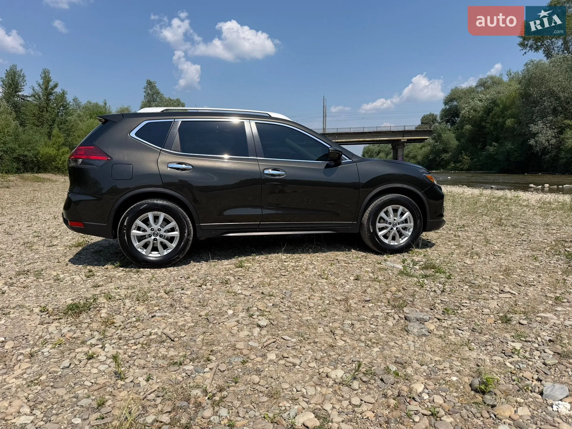 2017 Nissan Rogue - мініатюра 3