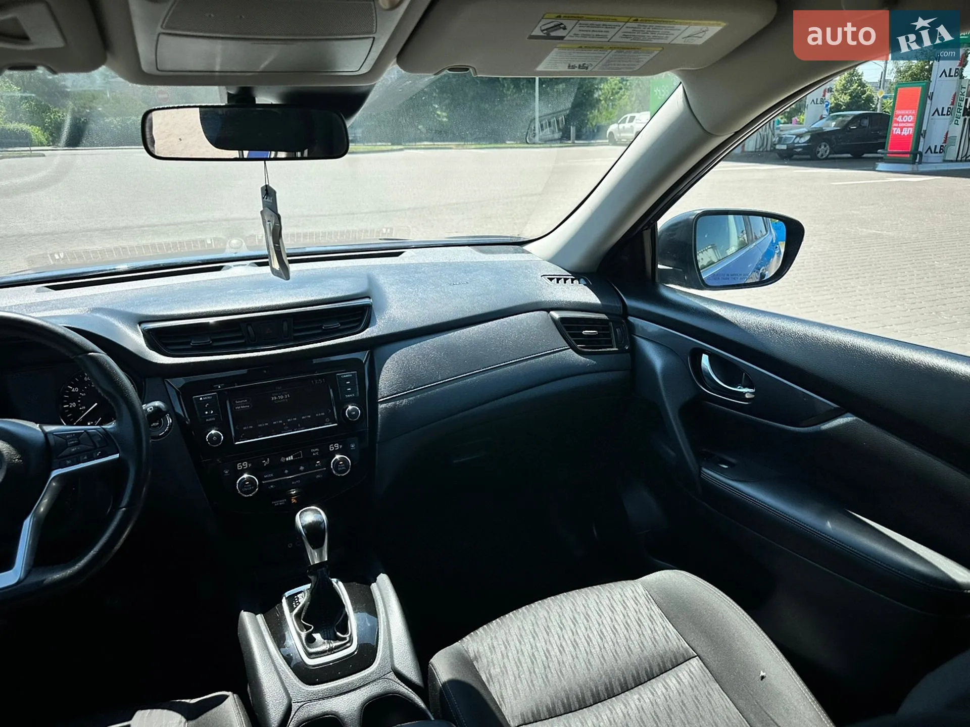 2019 Nissan Rogue - мініатюра 42