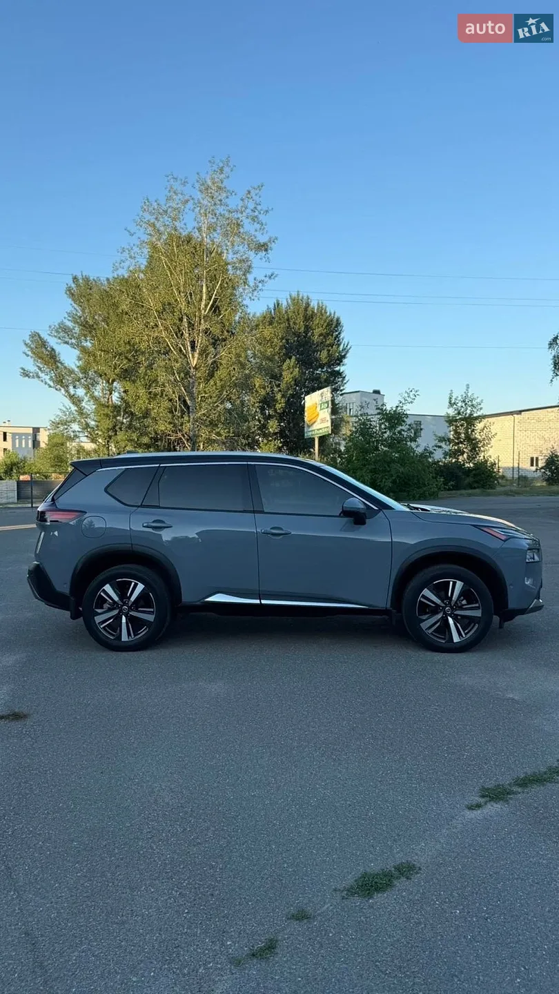 2021 Nissan Rogue - фото 1