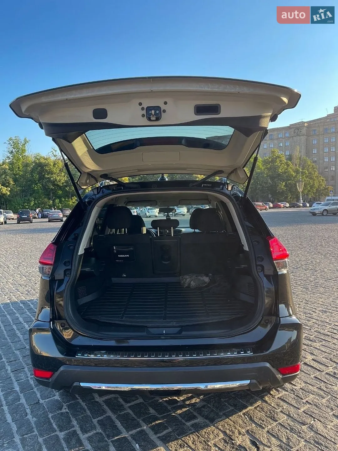2017 Nissan Rogue - мініатюра 8