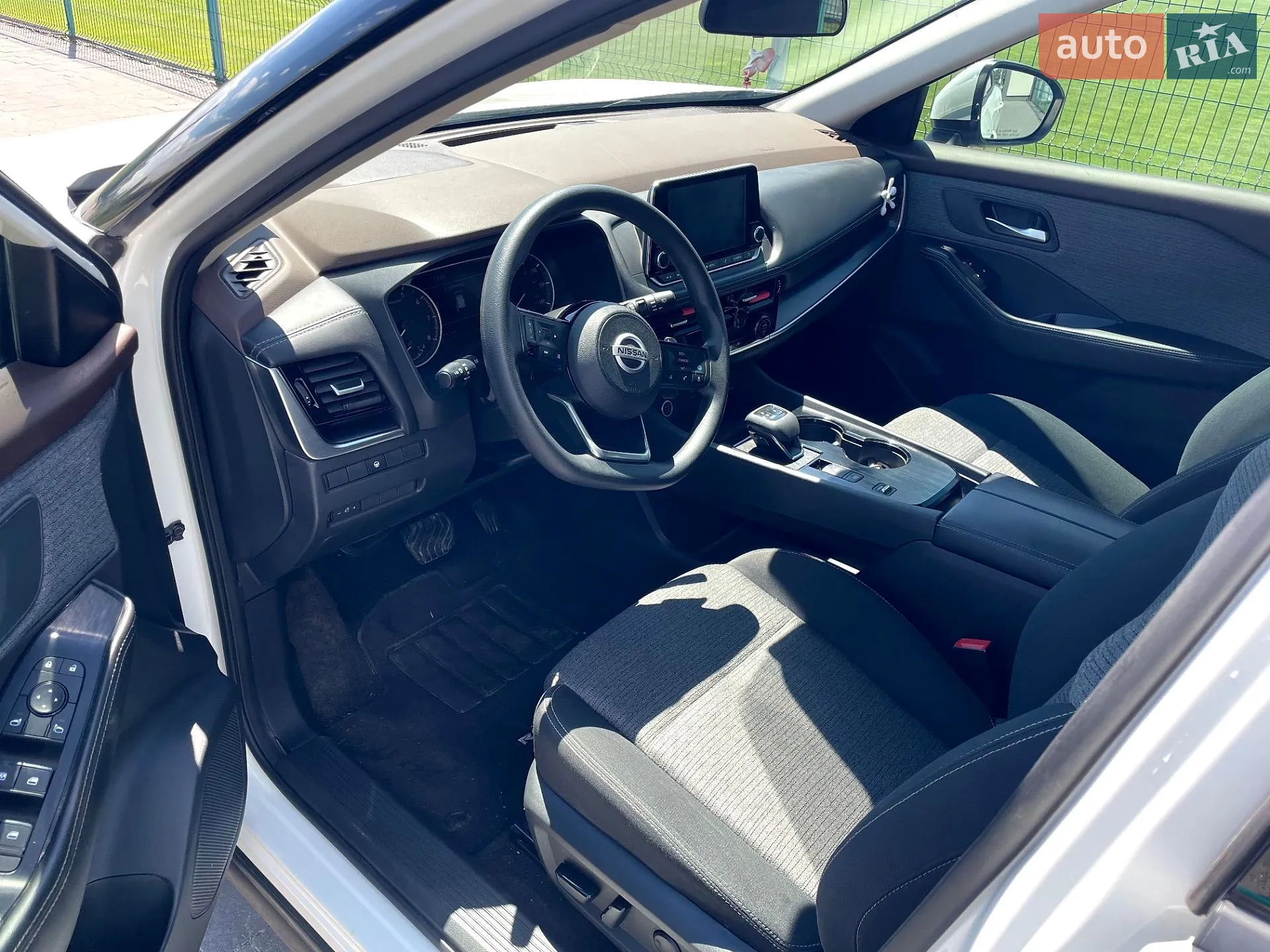 2021 Nissan Rogue - мініатюра 8