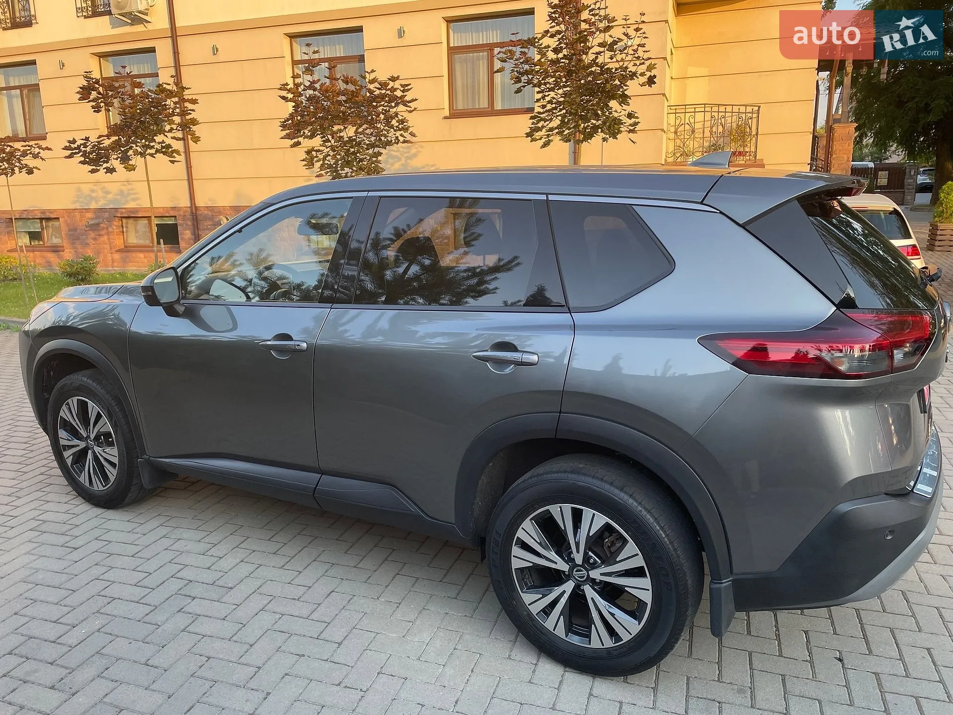 2020 Nissan Rogue - мініатюра 12