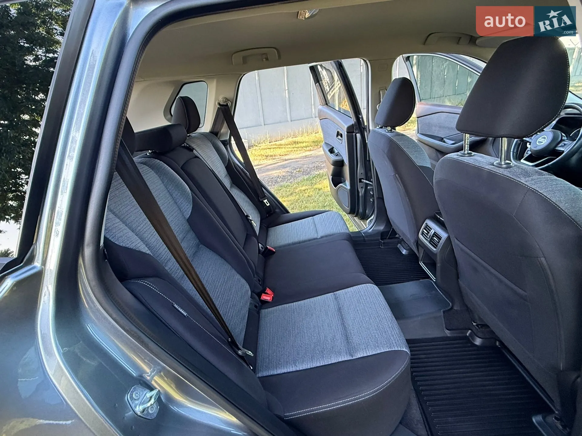 2021 Nissan Rogue - мініатюра 33