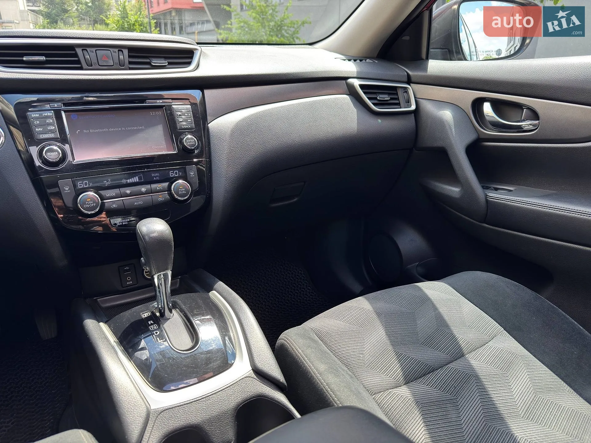 2016 Nissan Rogue - мініатюра 27