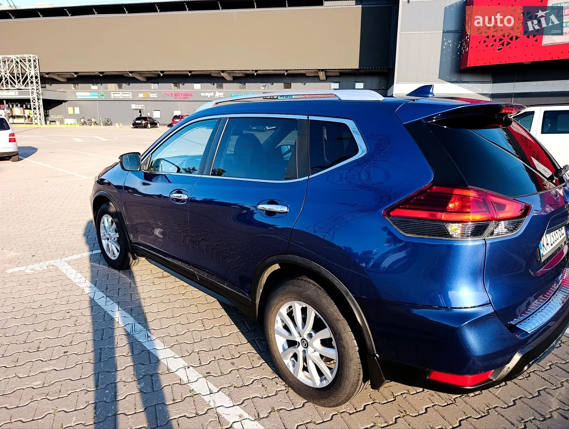 2017 Nissan Rogue - мініатюра 8