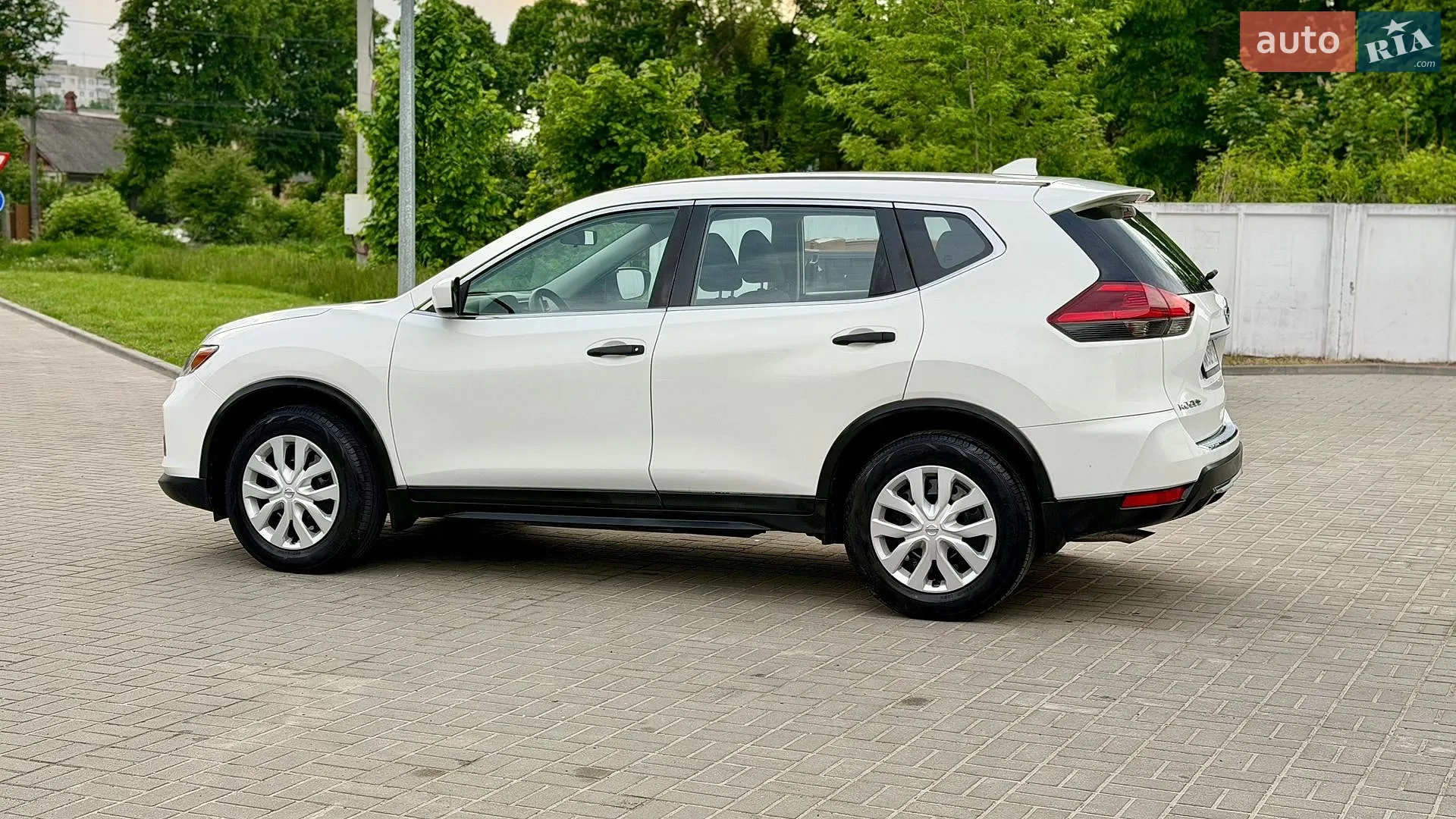2016 Nissan Rogue - мініатюра 8