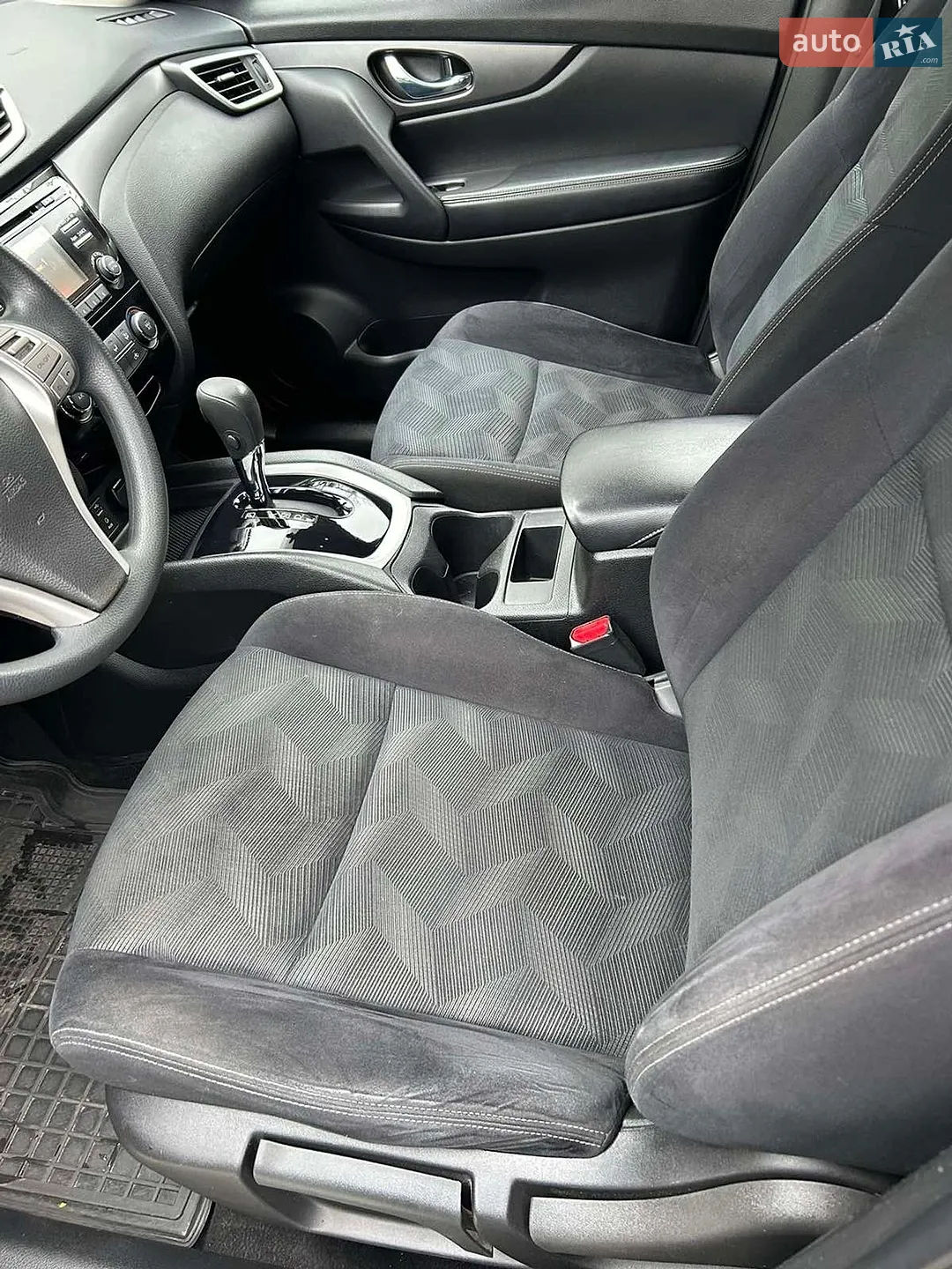 2016 Nissan Rogue - мініатюра 12