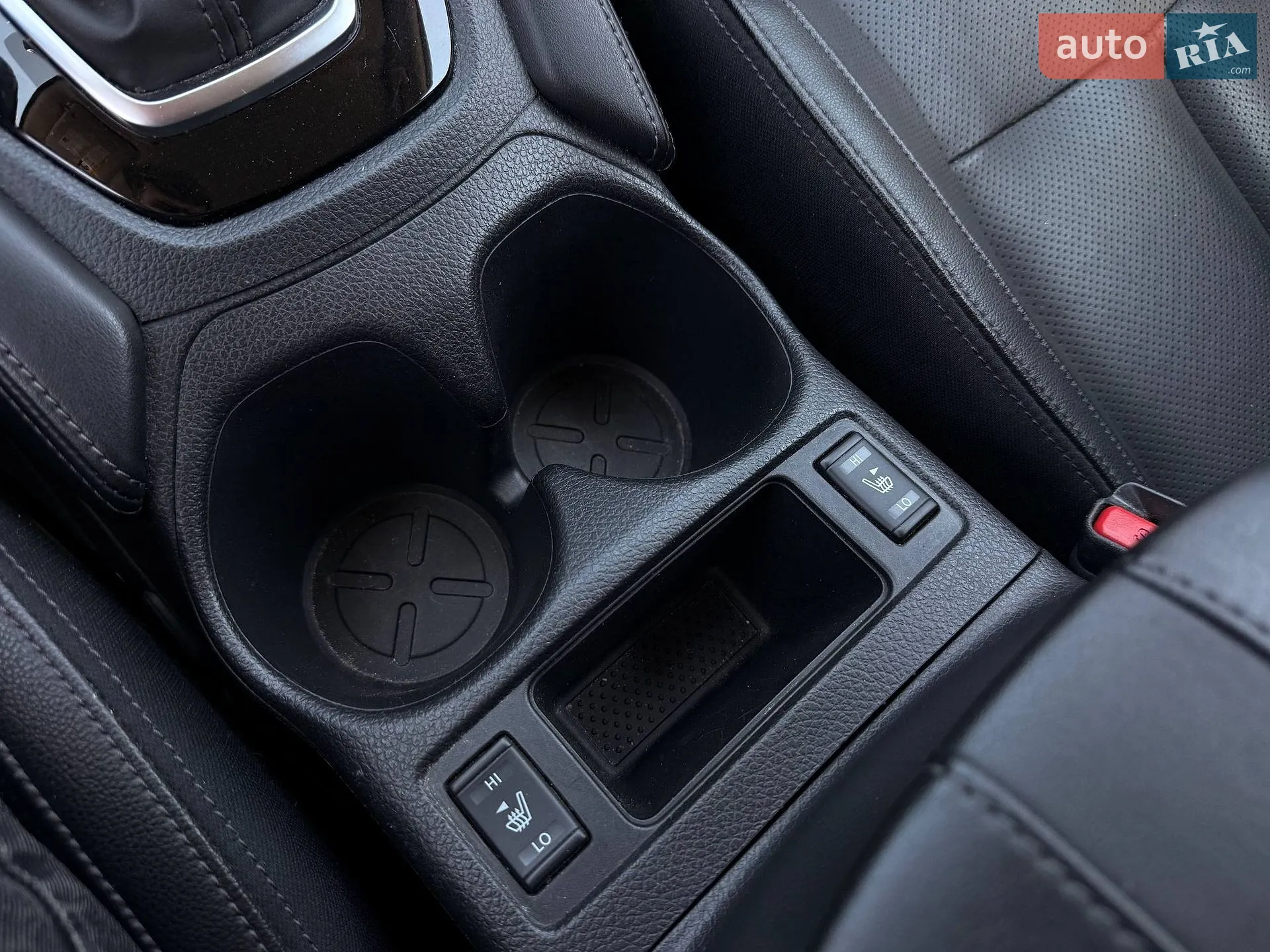 2019 Nissan Rogue - мініатюра 15