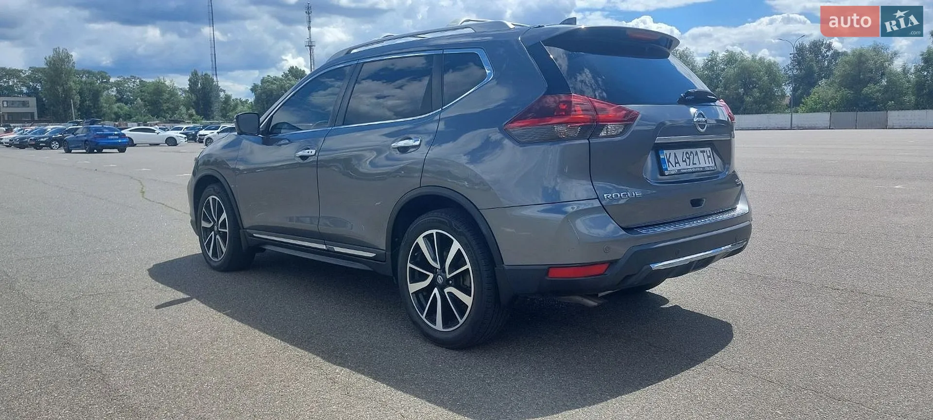 2019 Nissan Rogue - мініатюра 4