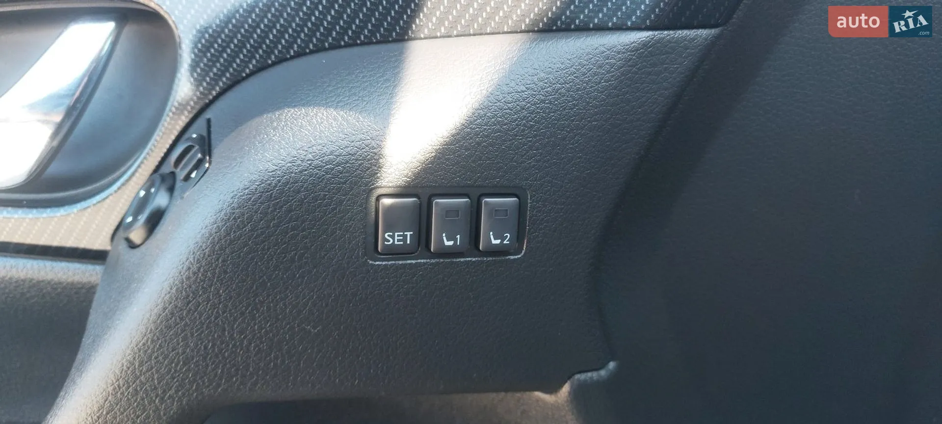 2019 Nissan Rogue - мініатюра 13