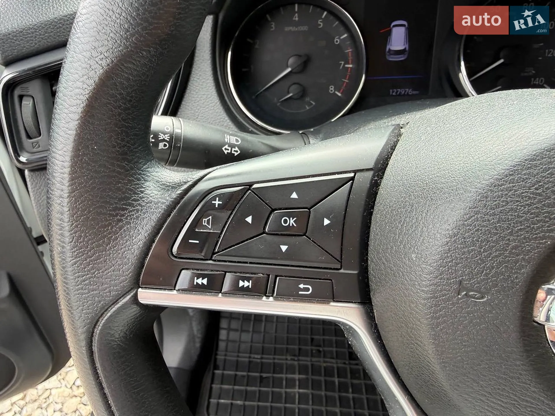 2018 Nissan Rogue - мініатюра 35