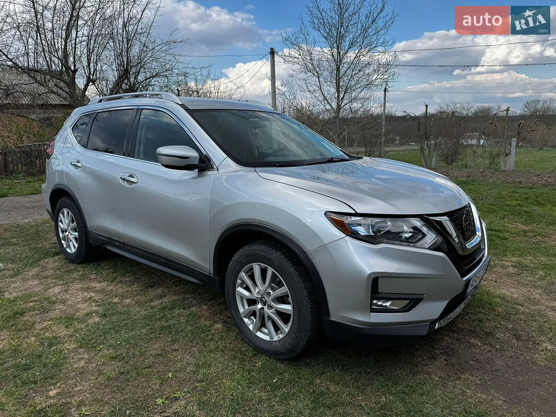2018 Nissan Rogue - фото 1