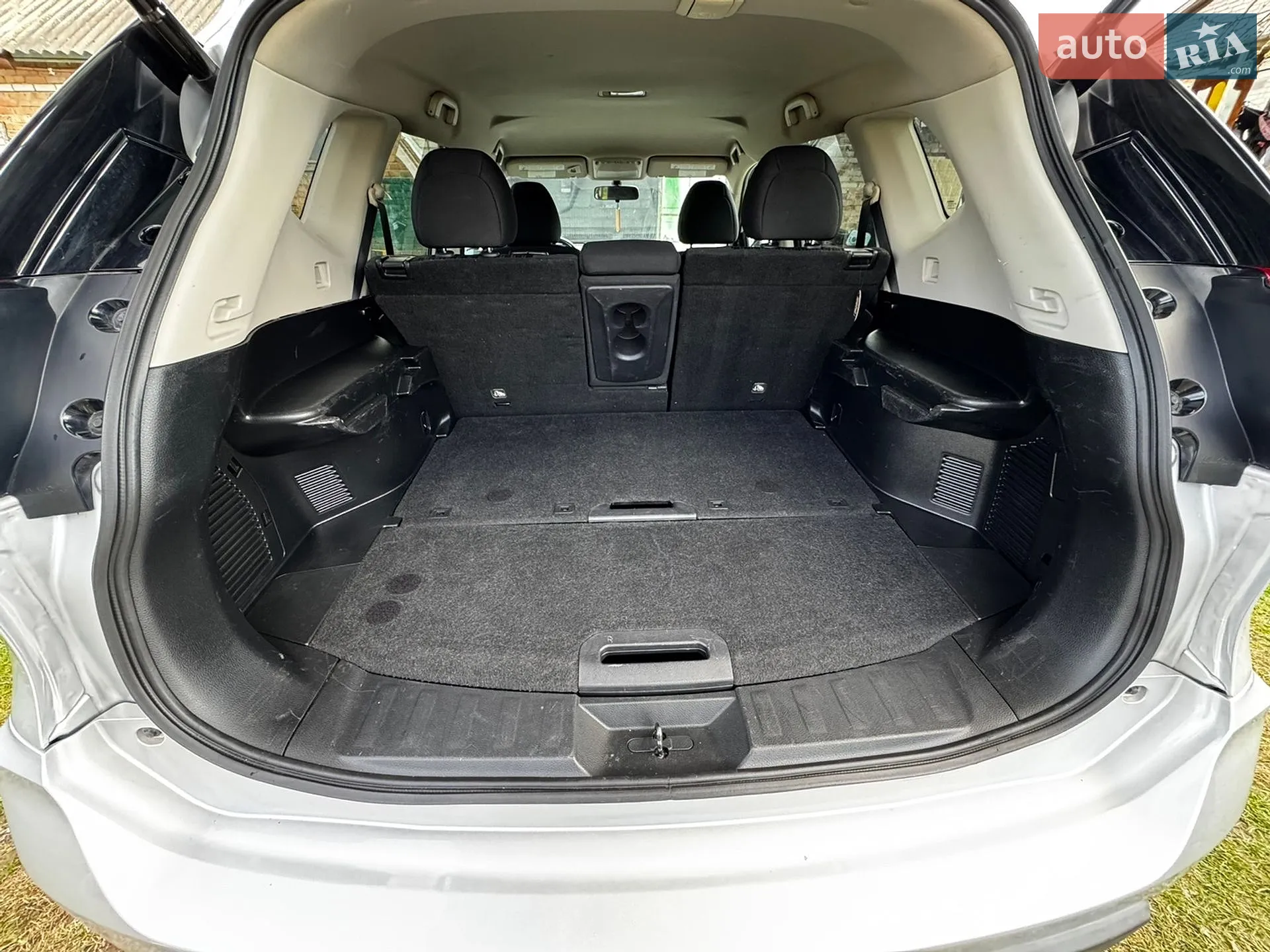 2018 Nissan Rogue - мініатюра 10