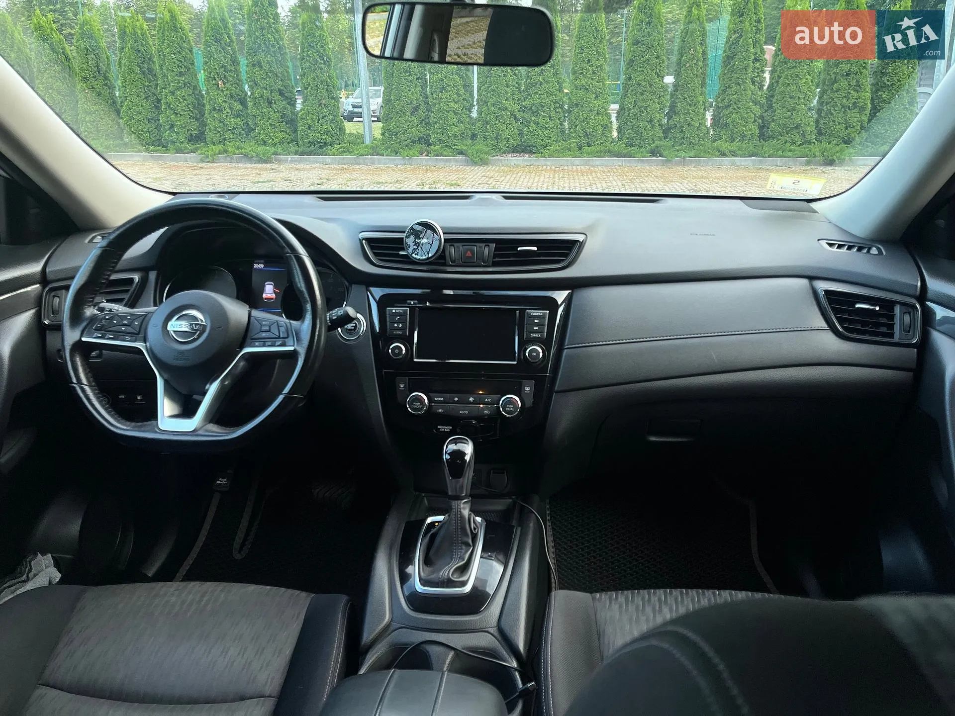 2017 Nissan Rogue - мініатюра 13