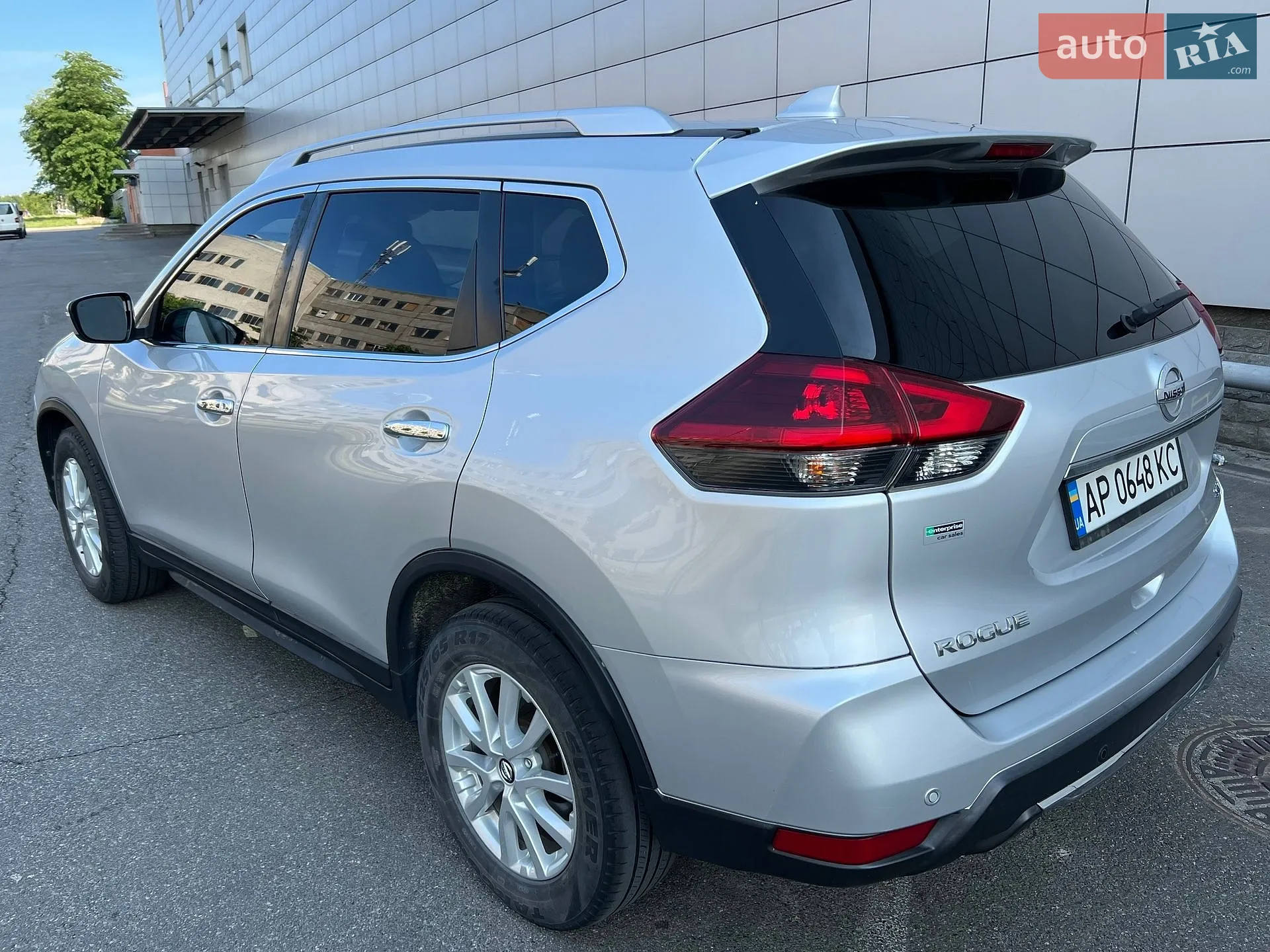 2018 Nissan Rogue - мініатюра 2