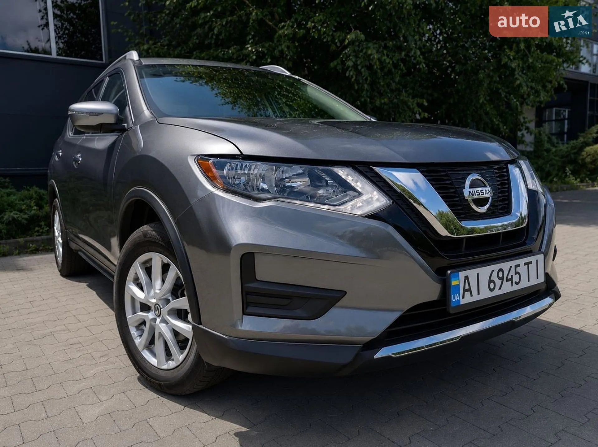 2018 Nissan Rogue - мініатюра 3