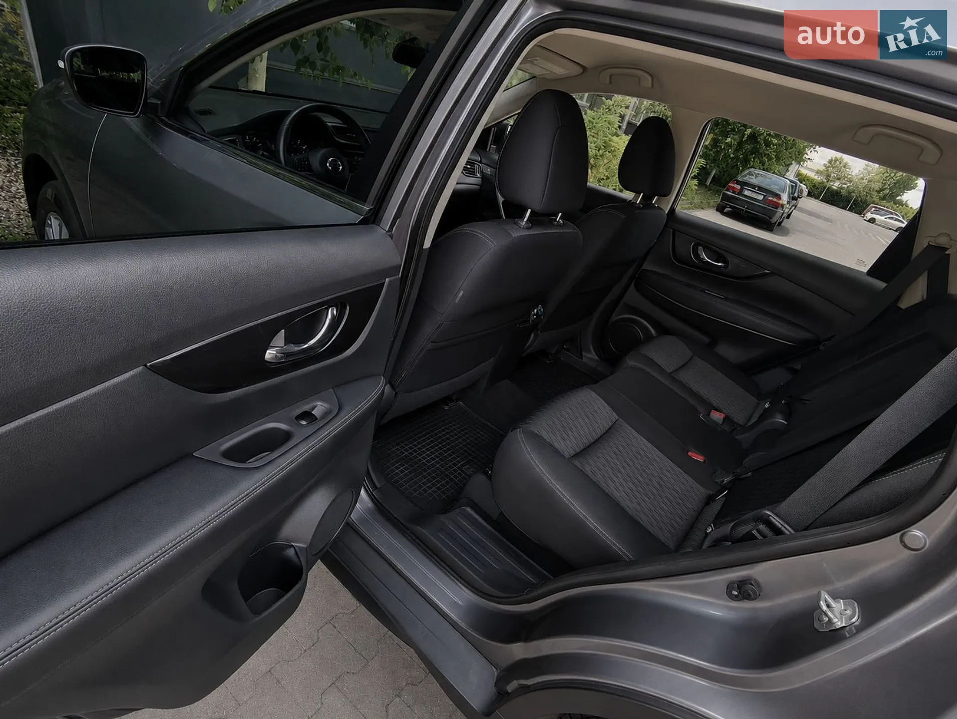 2018 Nissan Rogue - мініатюра 13