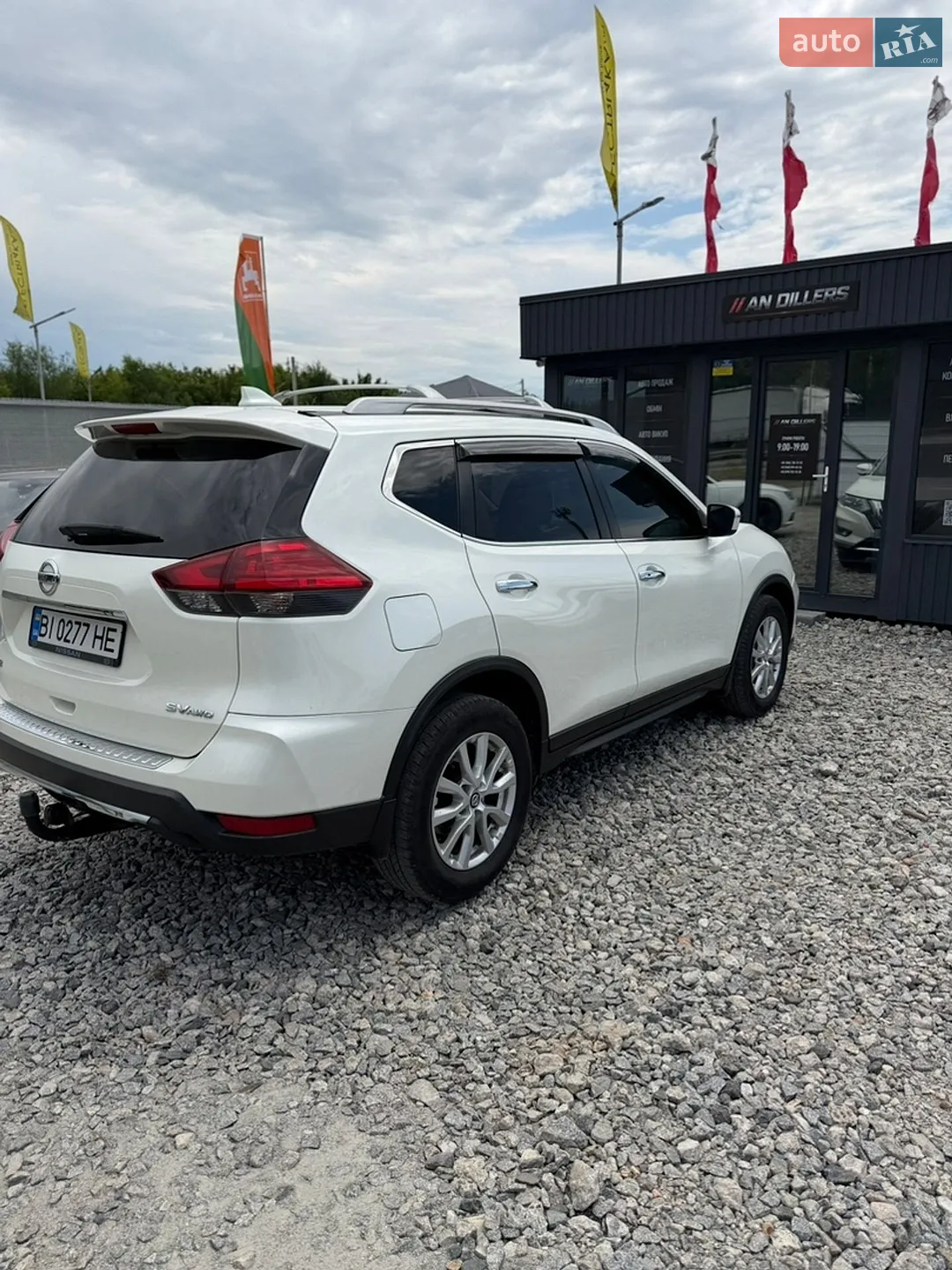 2017 Nissan Rogue - мініатюра 8