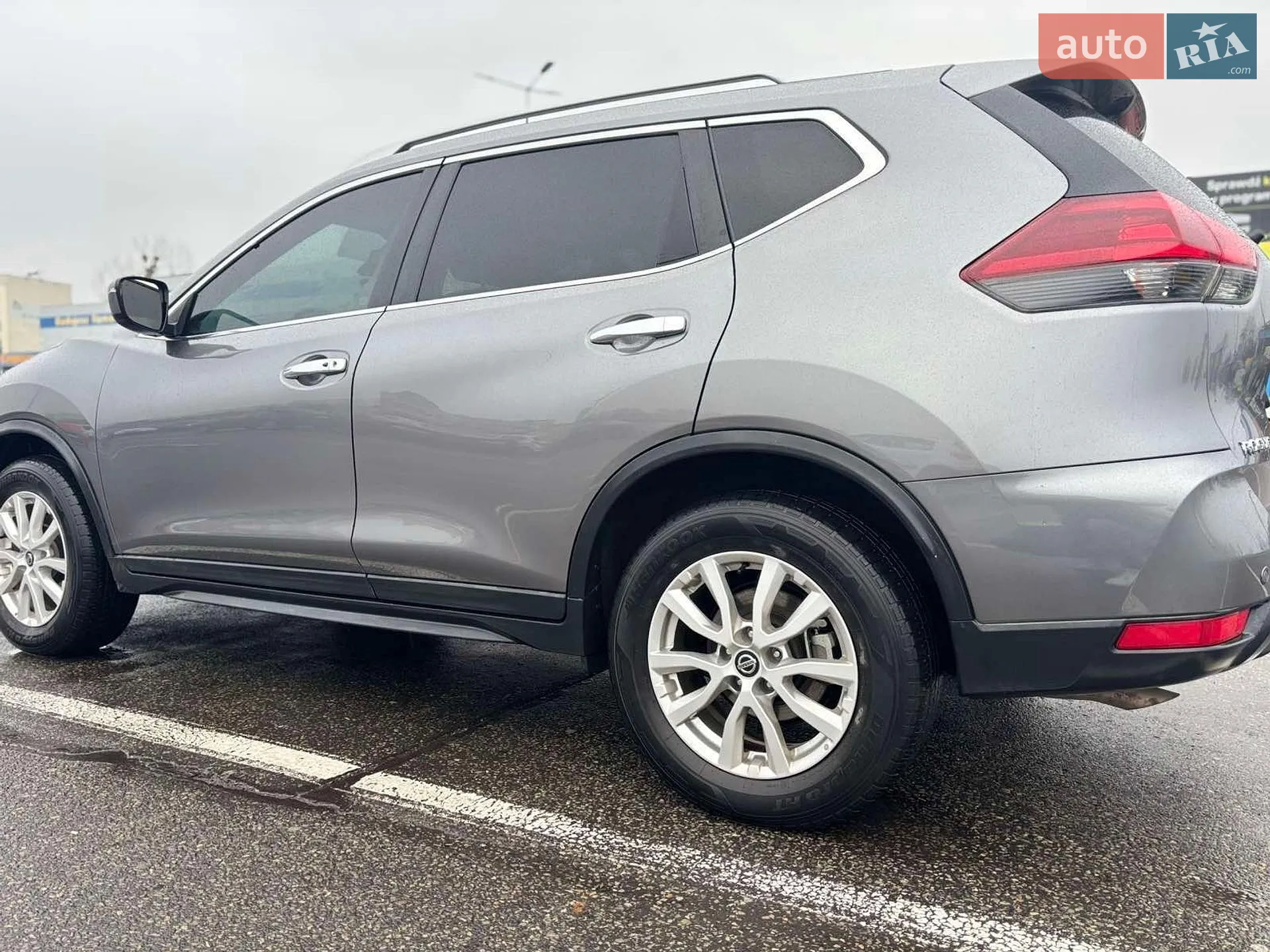 2019 Nissan Rogue - мініатюра 2