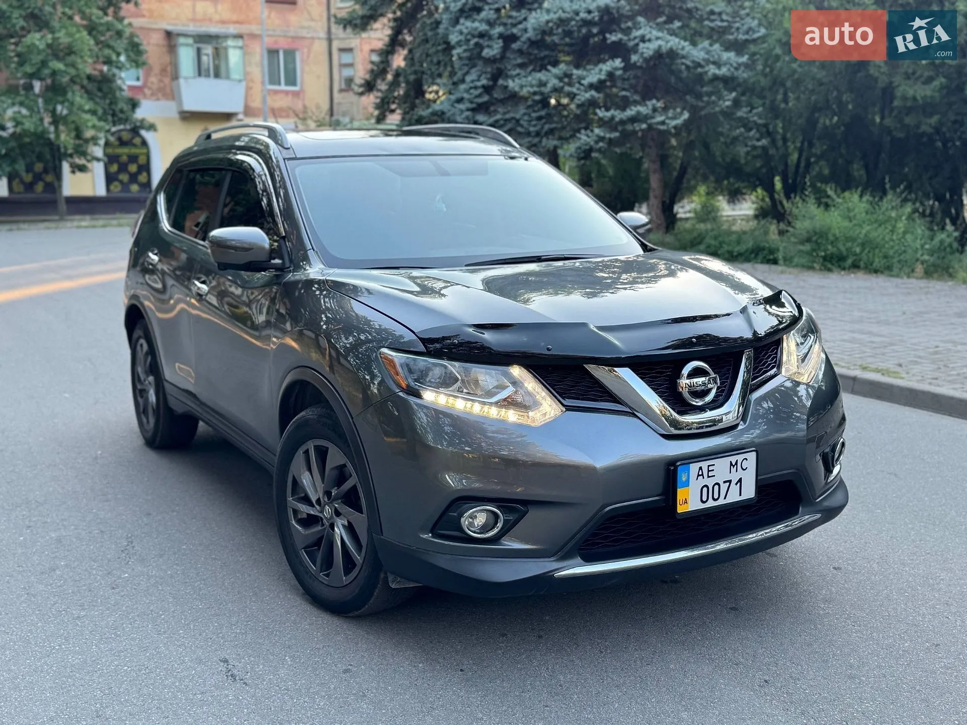 2016 Nissan Rogue - мініатюра 2