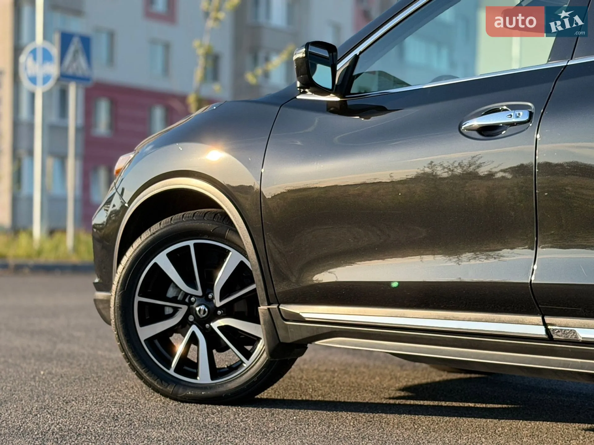 2017 Nissan Rogue - мініатюра 5