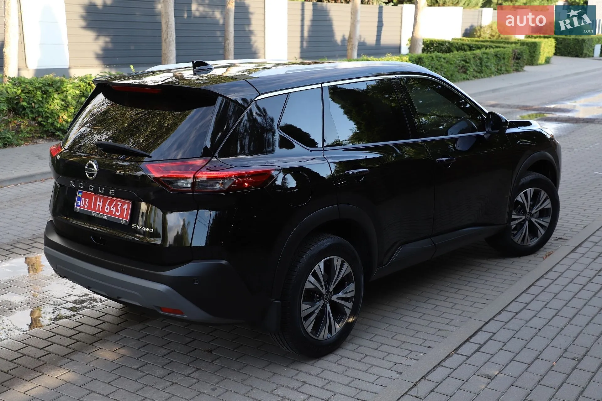 2021 Nissan Rogue - мініатюра 8