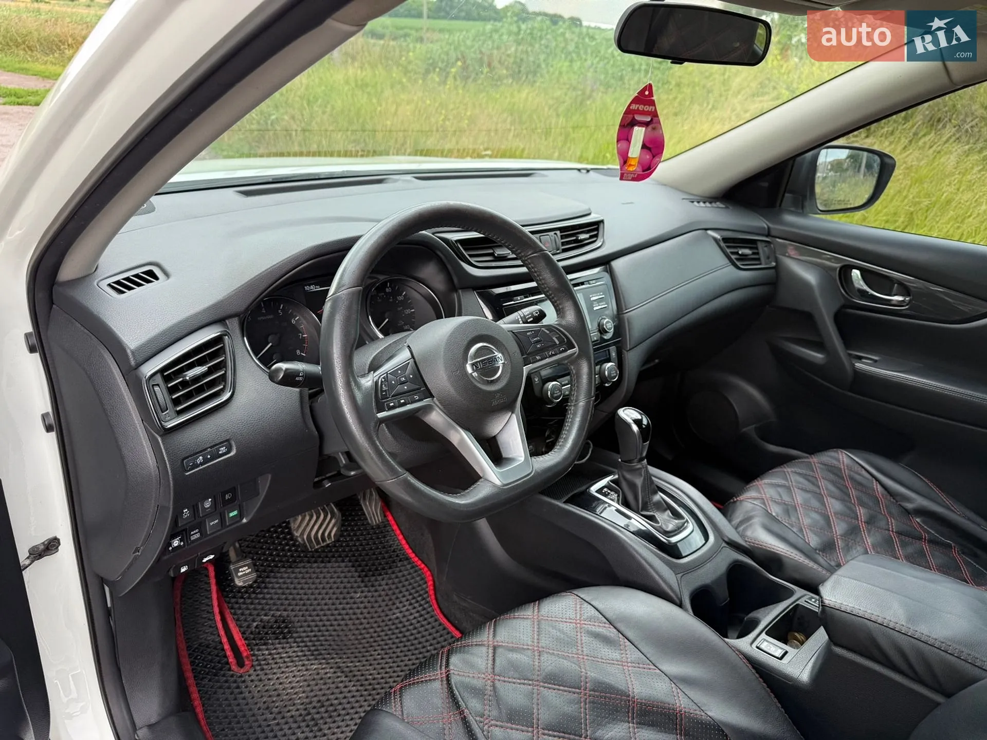 2017 Nissan Rogue - мініатюра 9
