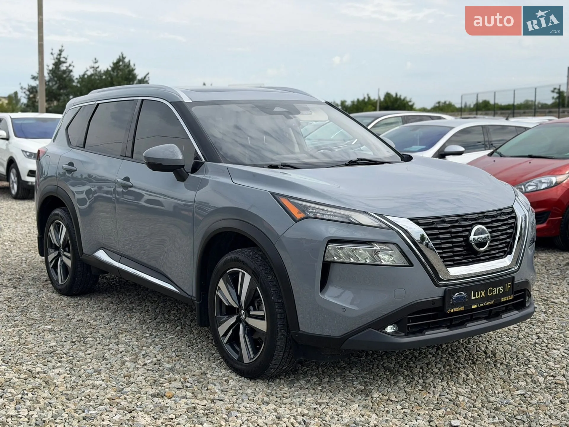 2021 Nissan Rogue - фото 1