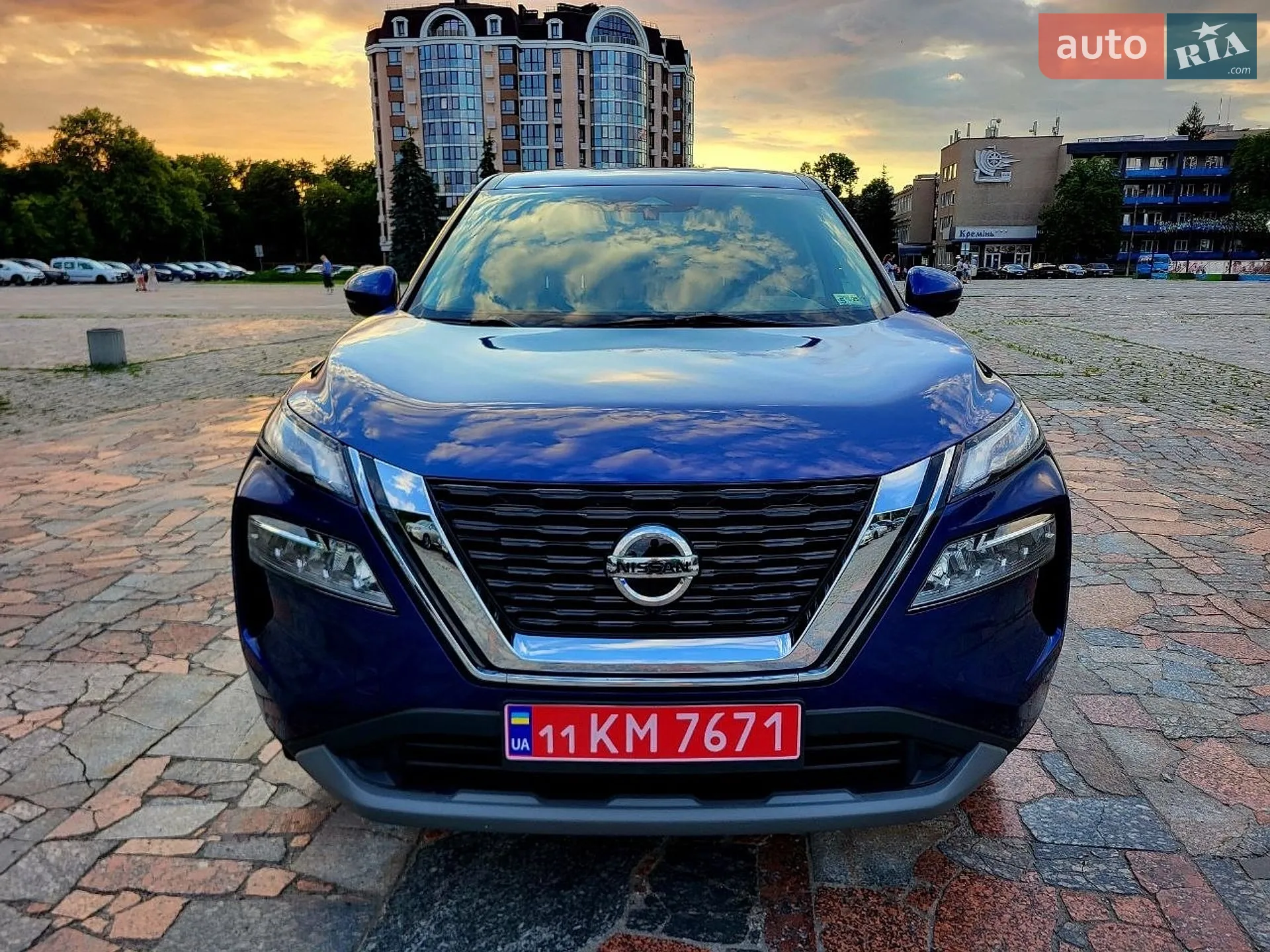 2021 Nissan Rogue - мініатюра 2
