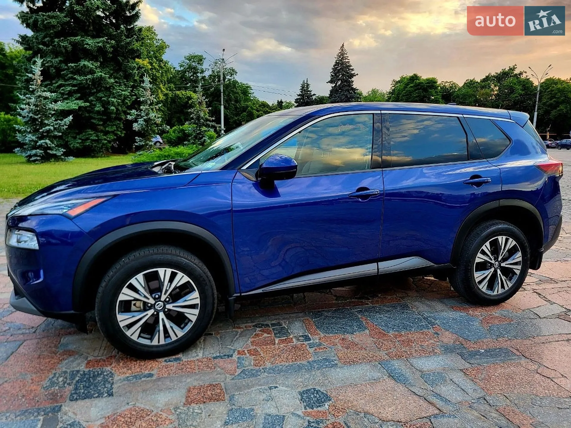 2021 Nissan Rogue - мініатюра 6