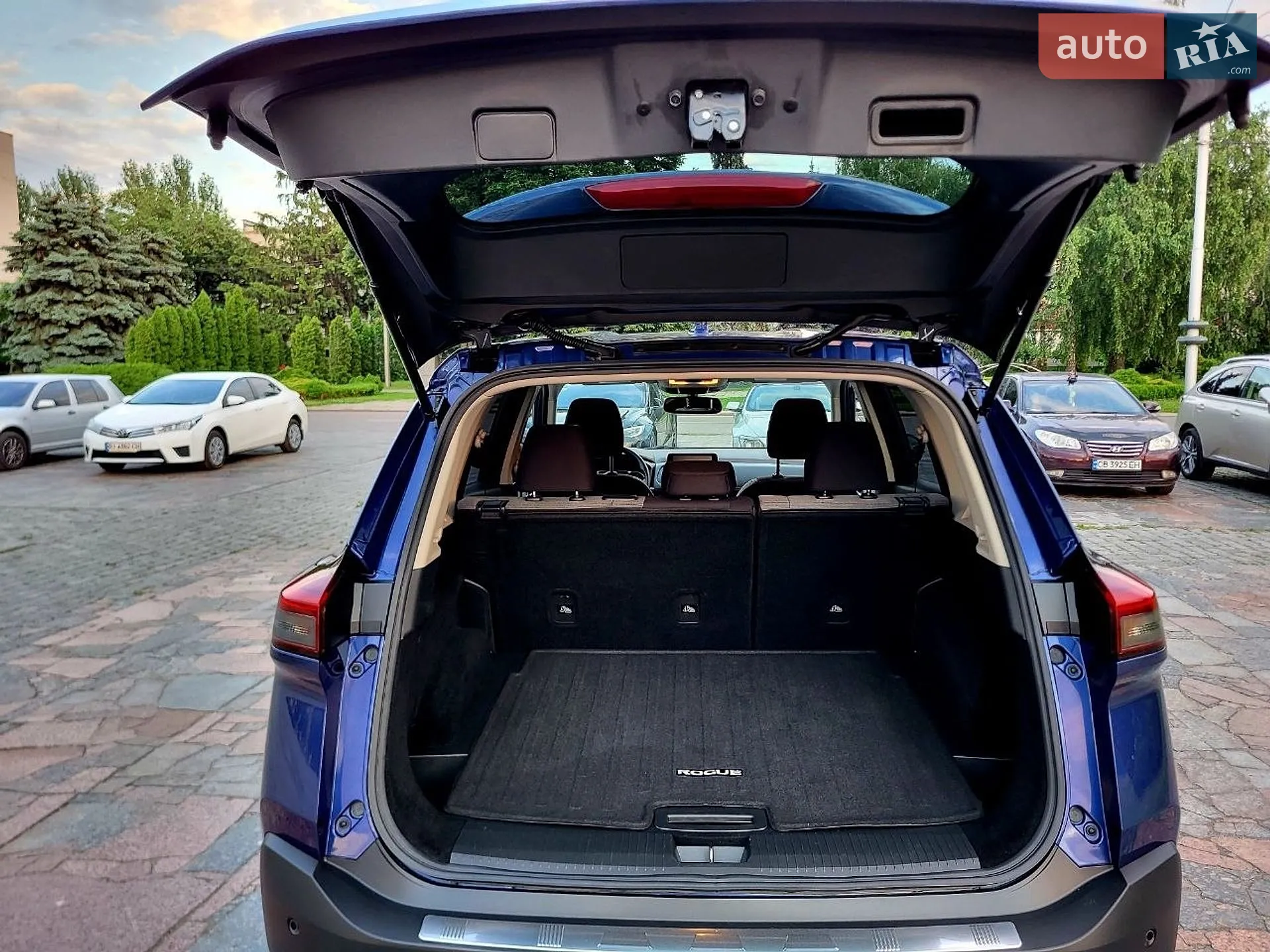 2021 Nissan Rogue - мініатюра 29