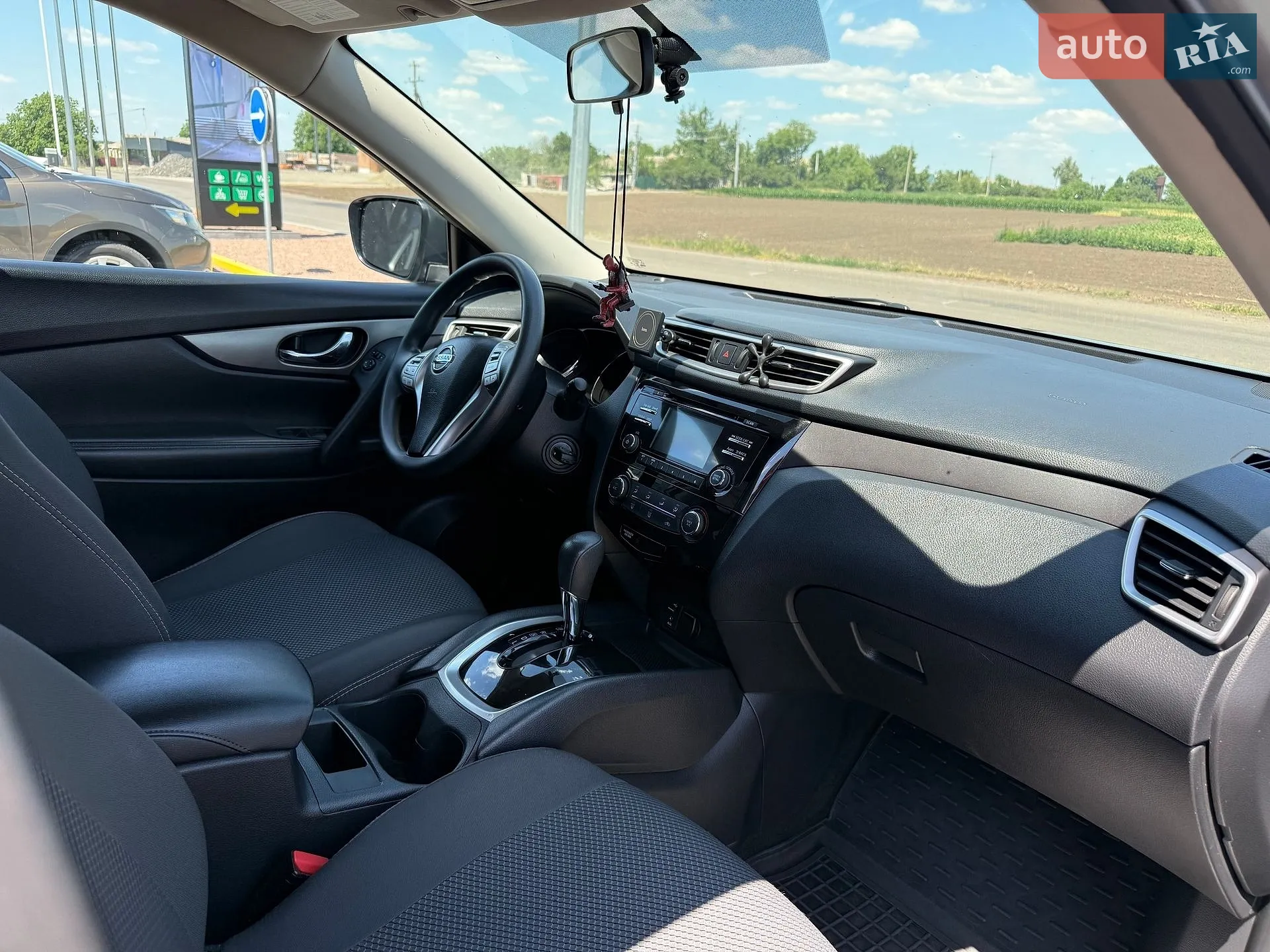 2016 Nissan Rogue - мініатюра 15