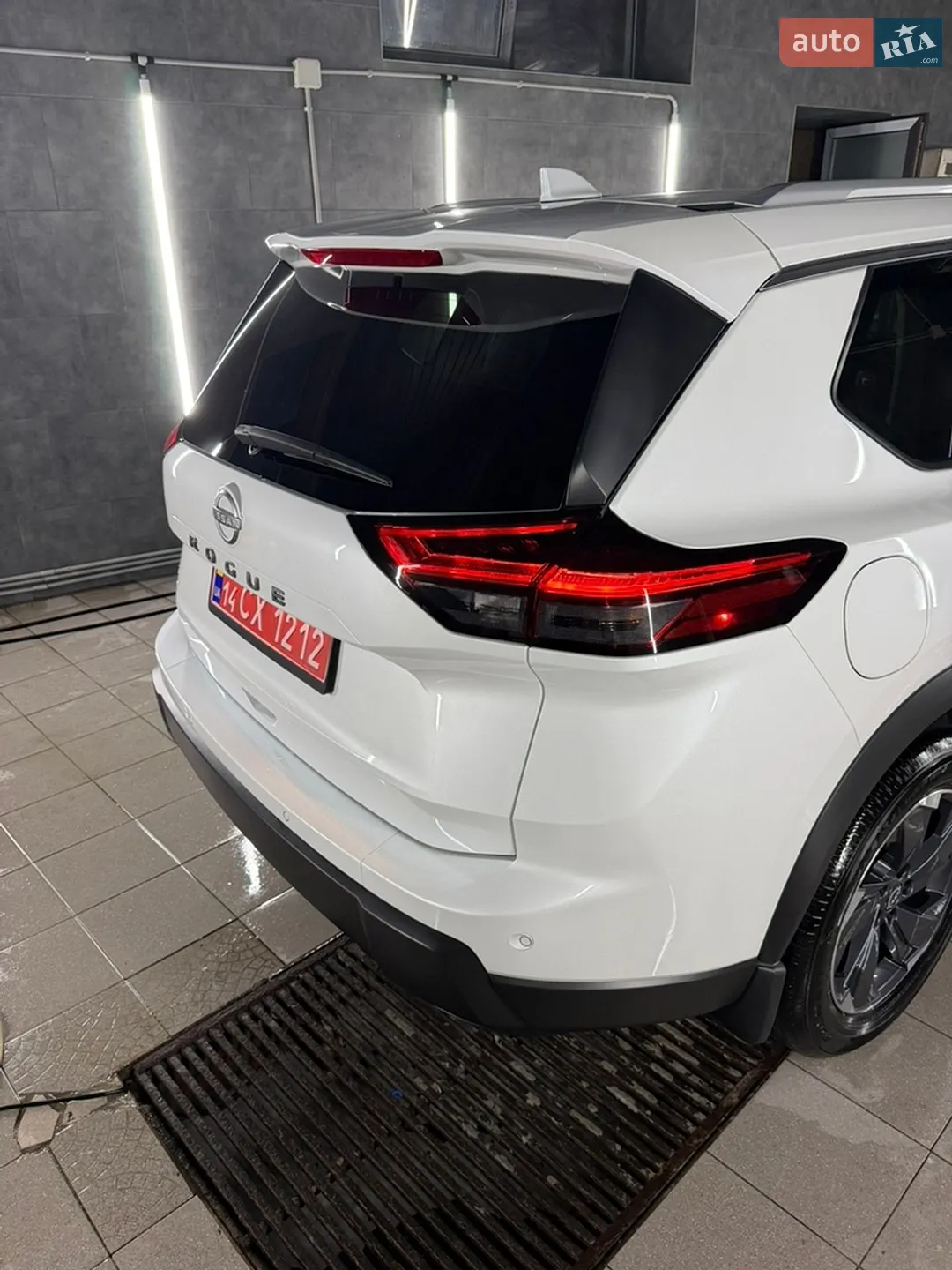 2025 Nissan Rogue - мініатюра 17