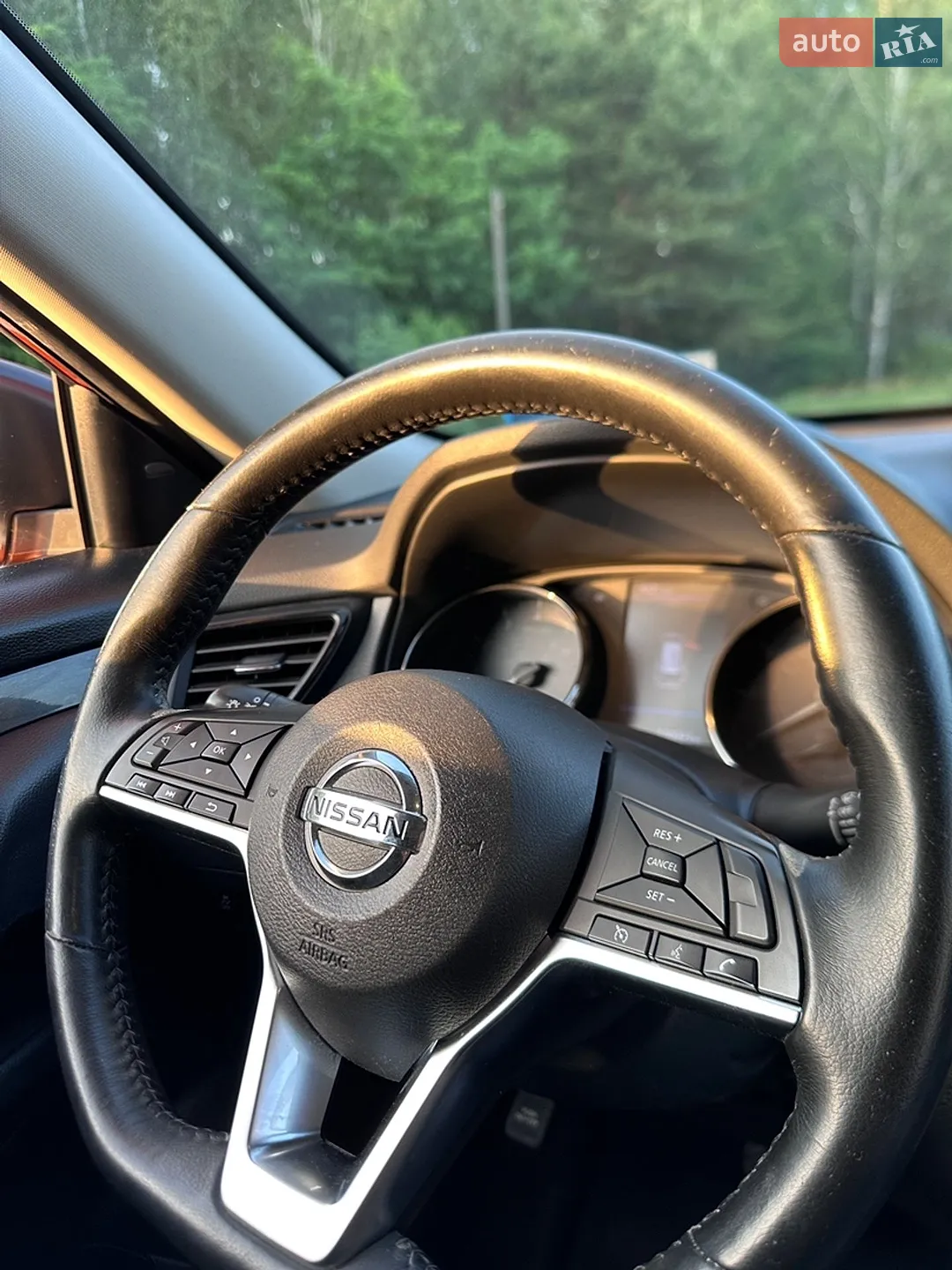 2019 Nissan Rogue - мініатюра 15
