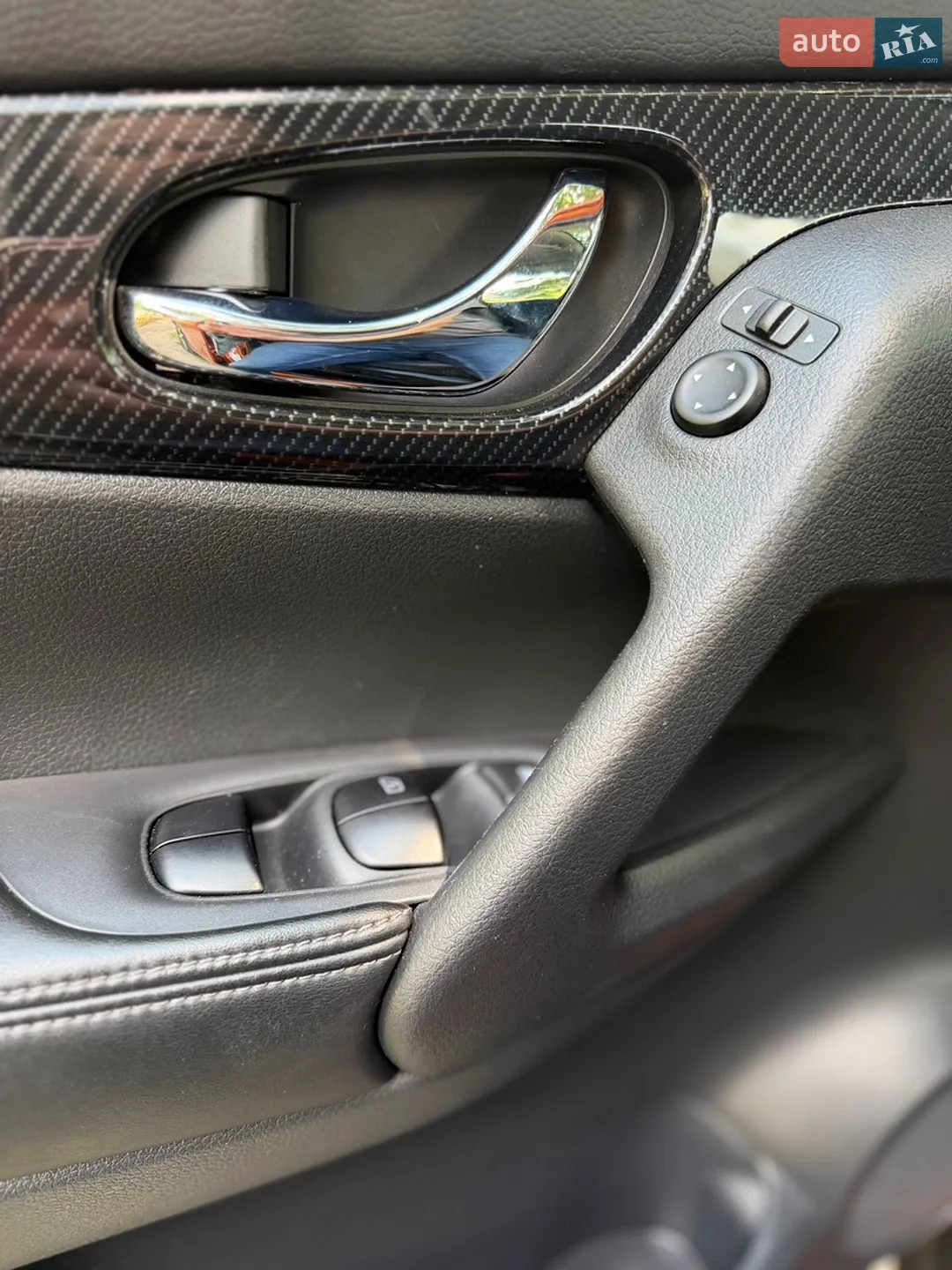 2018 Nissan Rogue - мініатюра 23