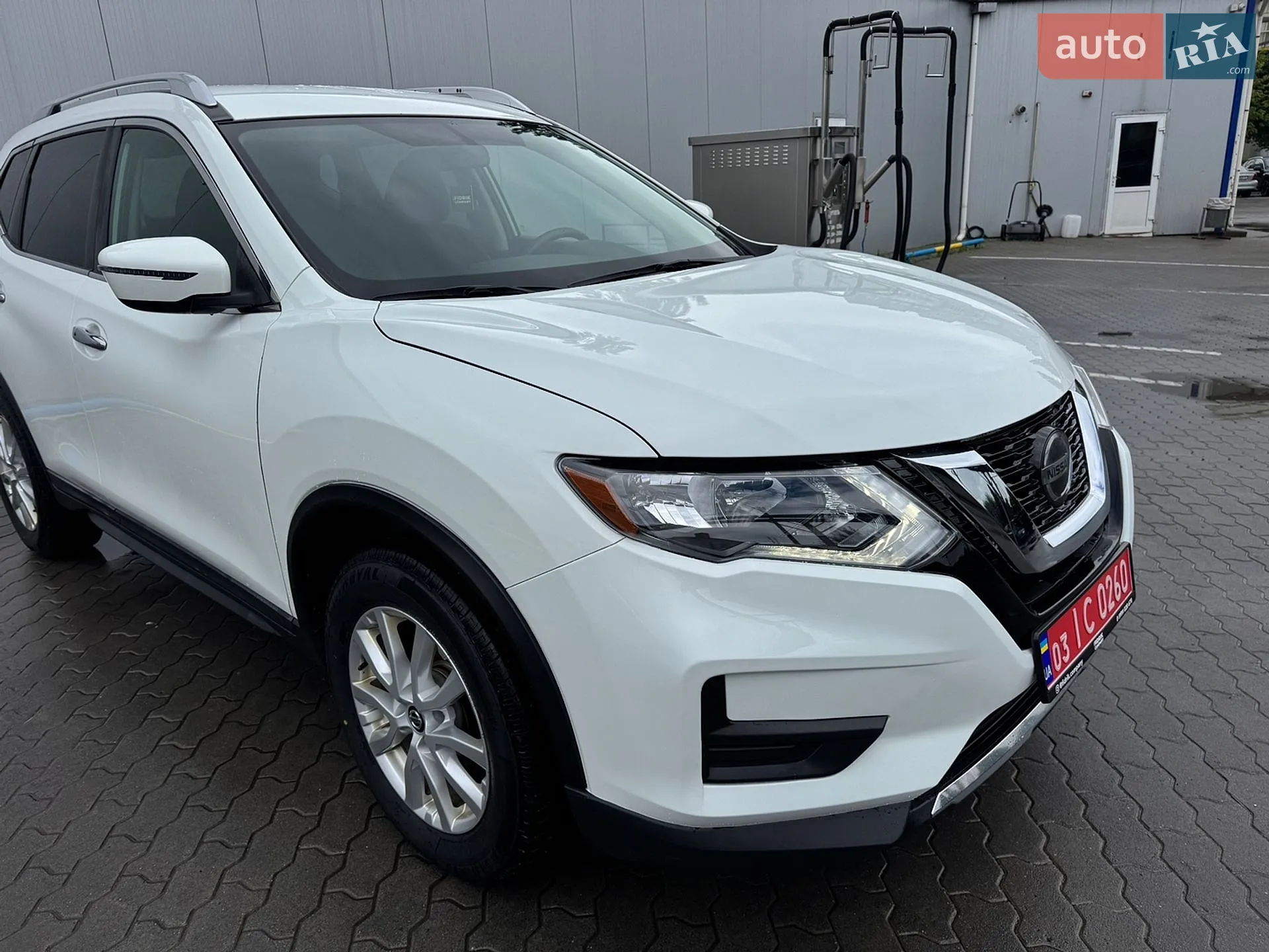2018 Nissan Rogue - мініатюра 2