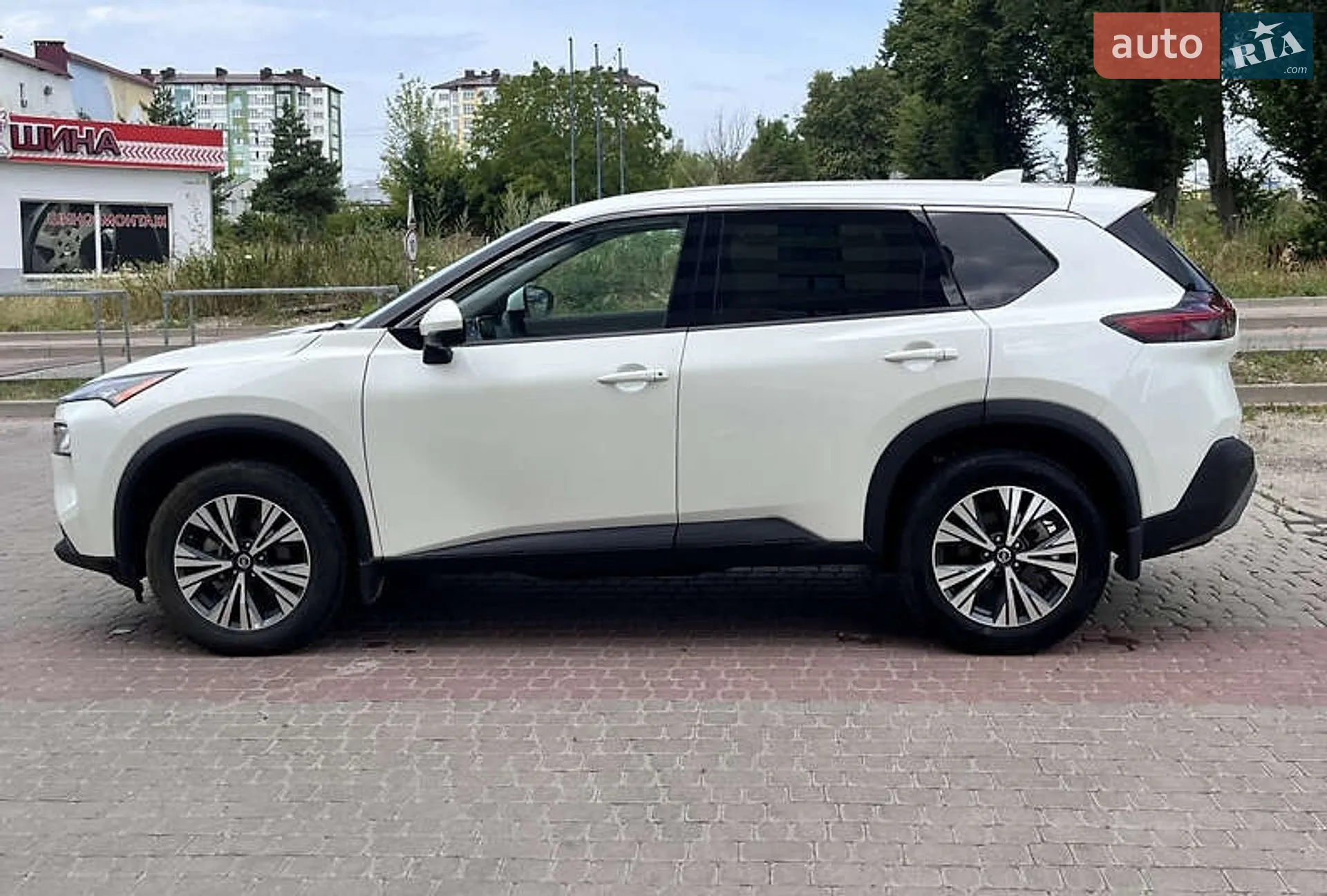2021 Nissan Rogue - мініатюра 8